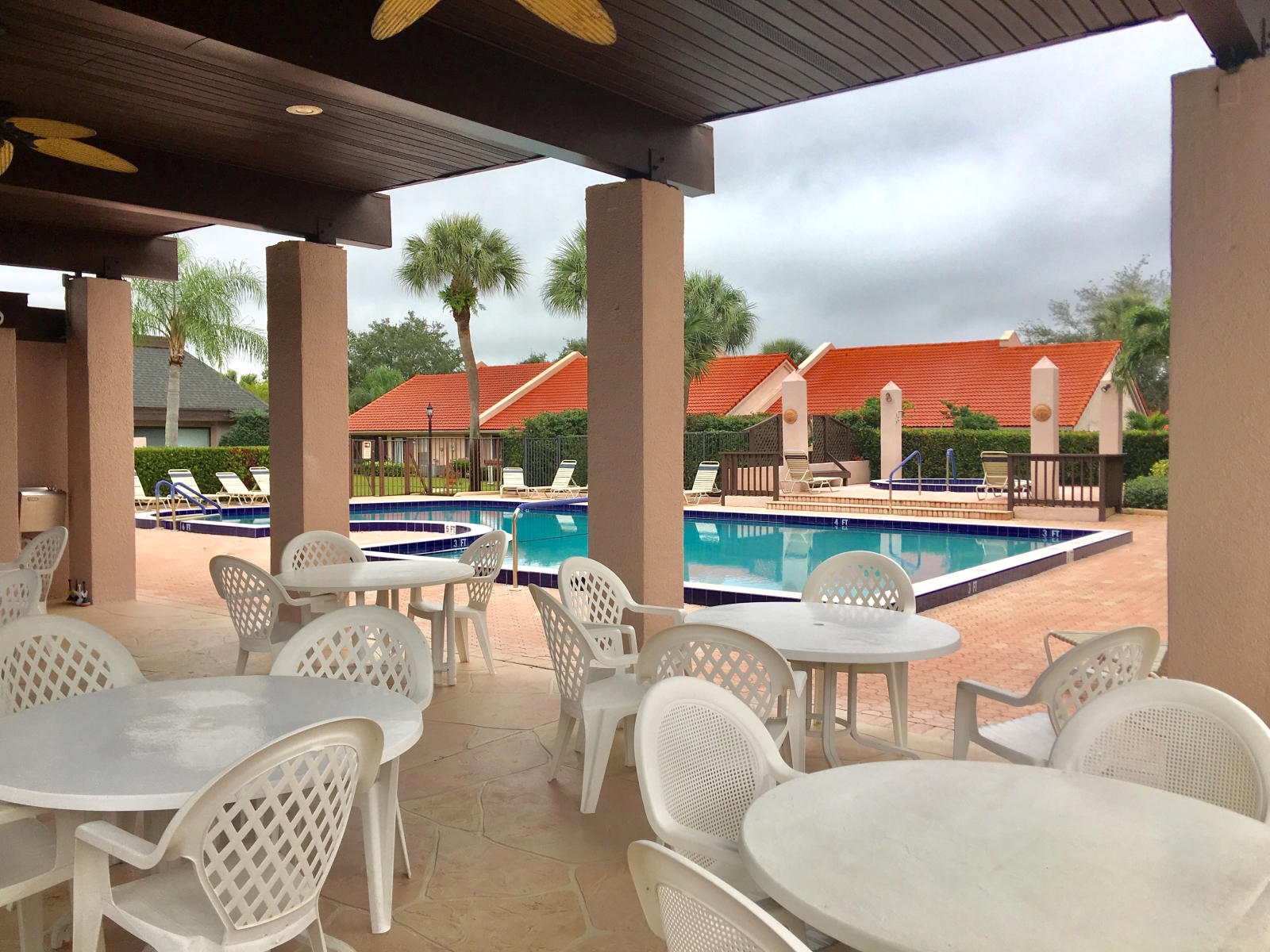 Florida, private efficiency Apt