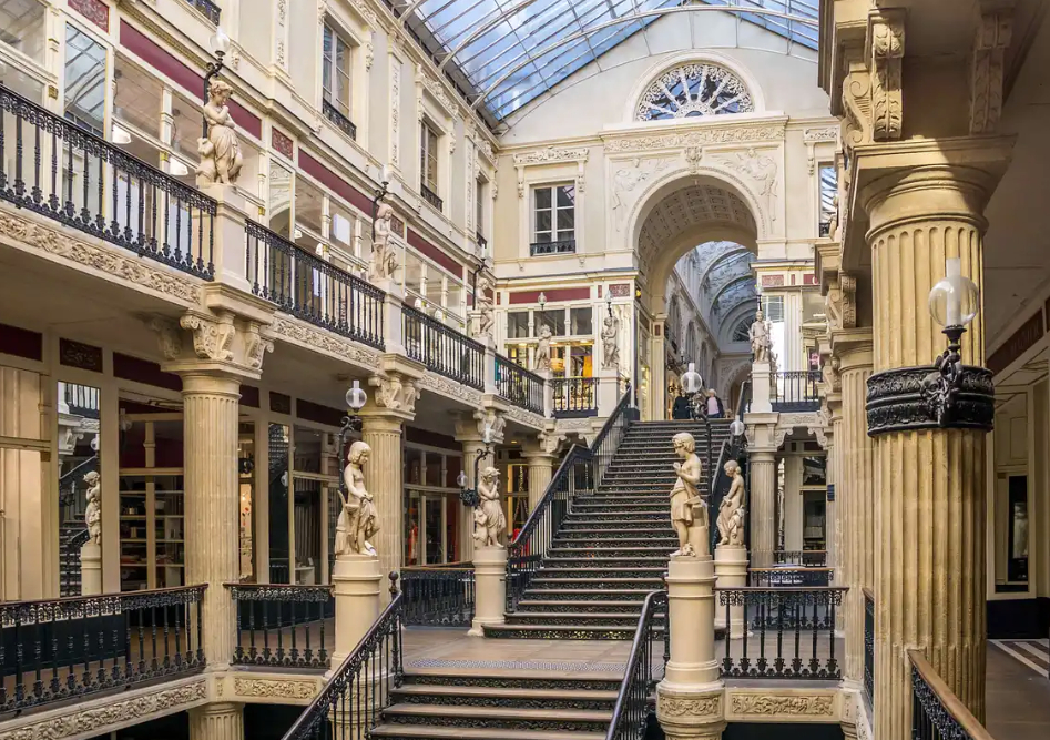 Nantes : Le passage Pommeraye (Foto de © kevin_guillois - stock.adobe.com)