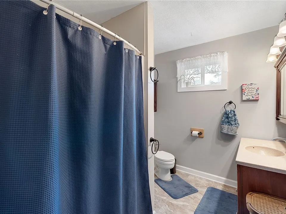 Charming 2 bedroom home in the Finger Lakes region of NYS