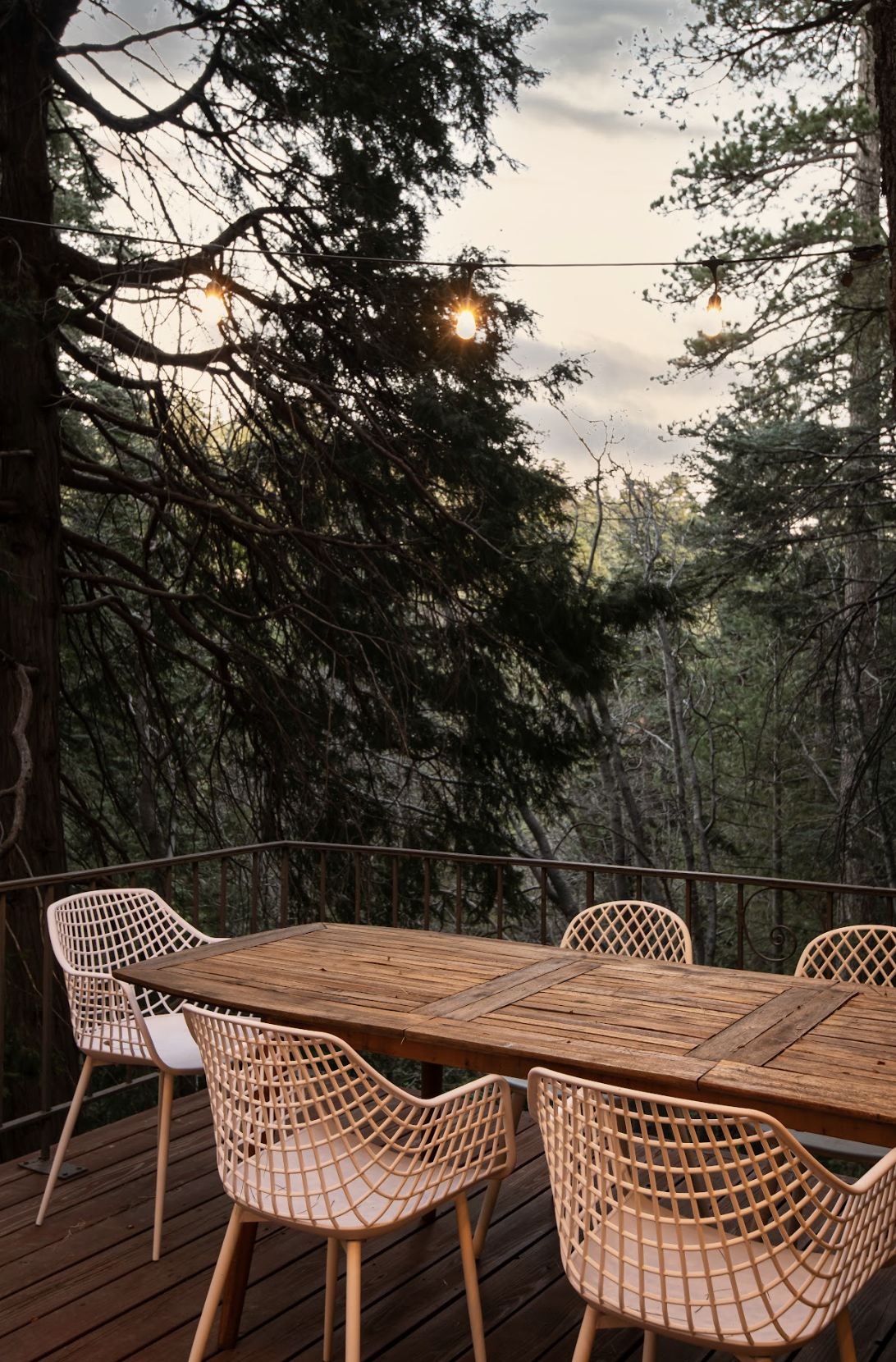 Baita anni '70 di Lake Arrowhead "Shag Chalet" con Speakeasy, Sala Giochi, Cinema e Focolare