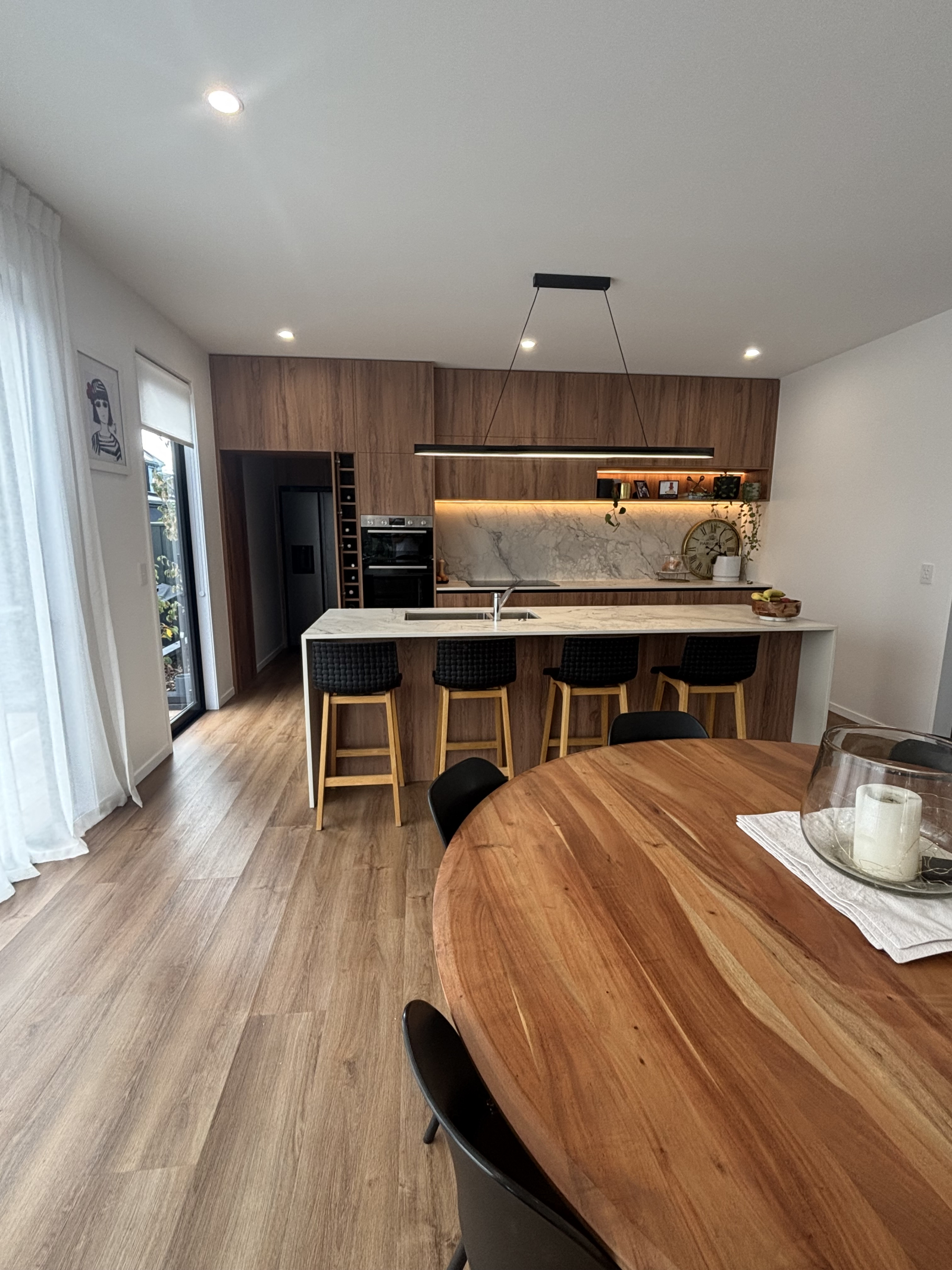 Brand new 5 Bedroom Family Oasis on the doorstep to the Central city