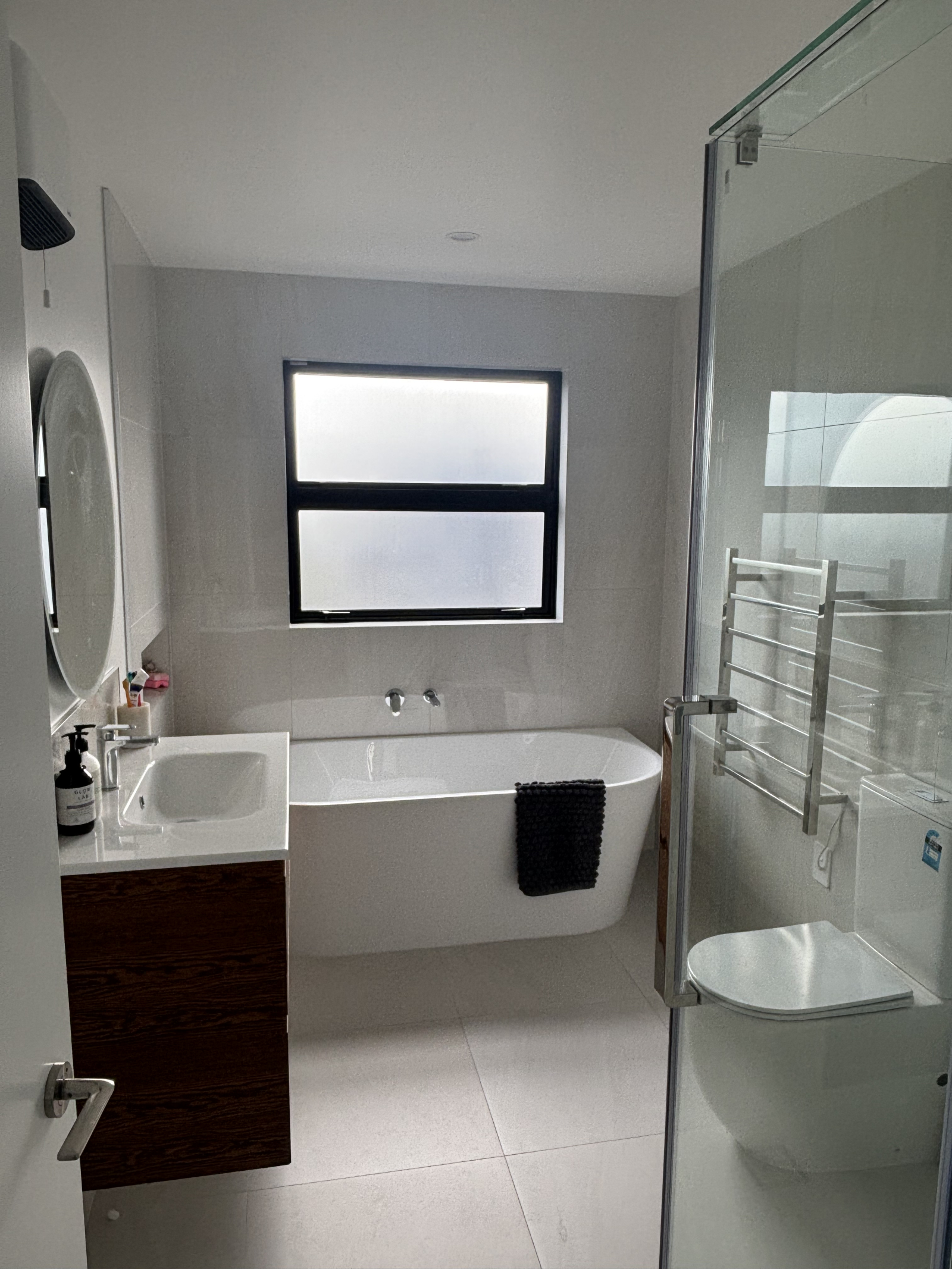 Brand new 5 Bedroom Family Oasis on the doorstep to the Central city