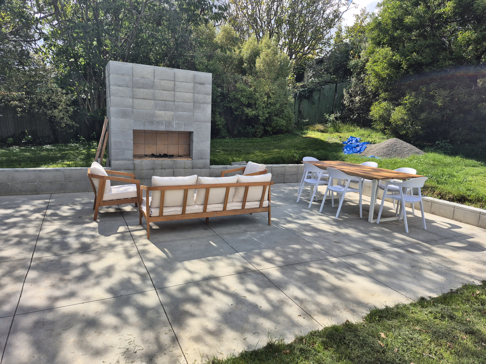 Renovate 1920s villa in beach location