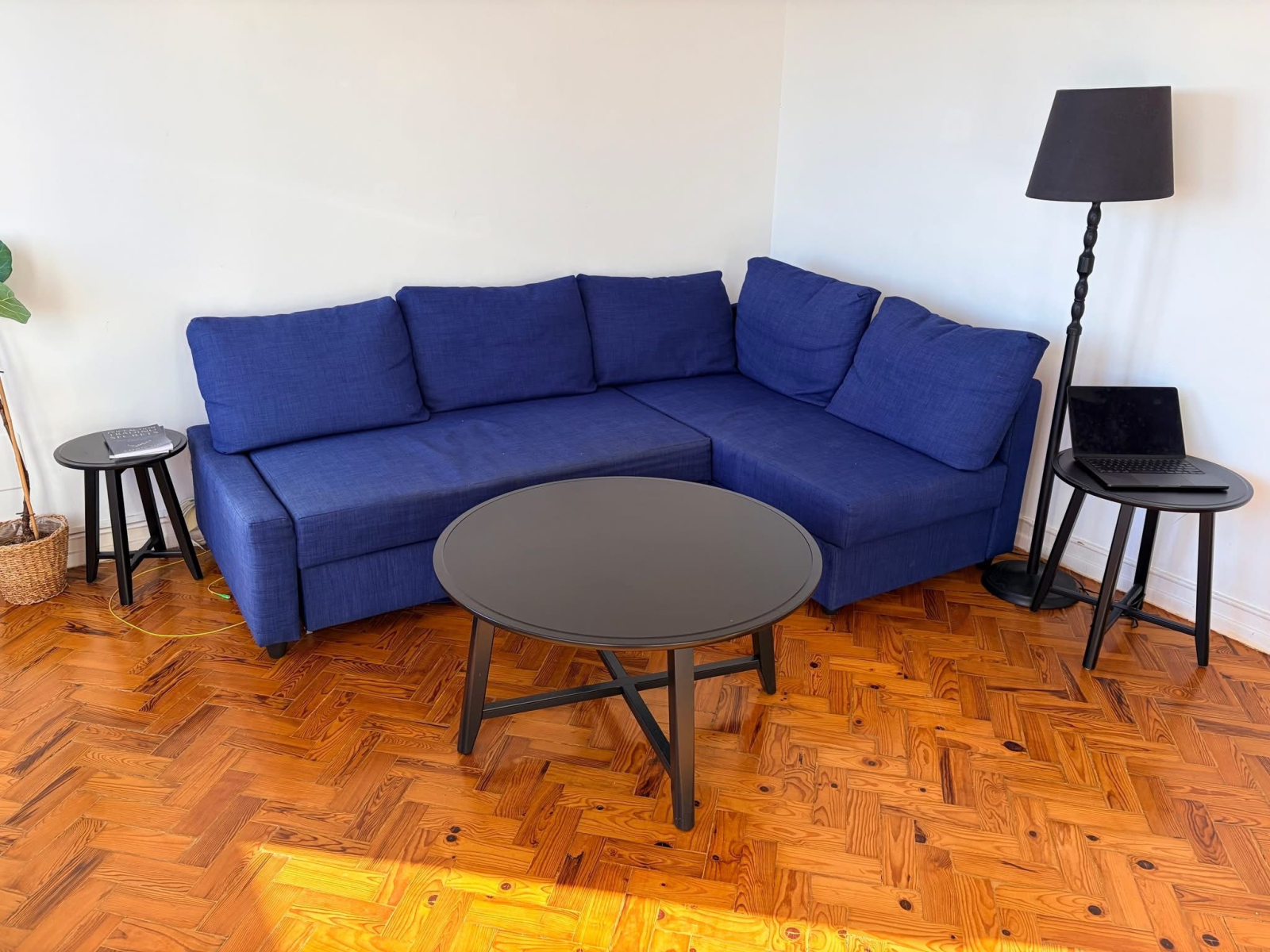 Sunny 1 bedroom Lisbon apartment with an amazing view