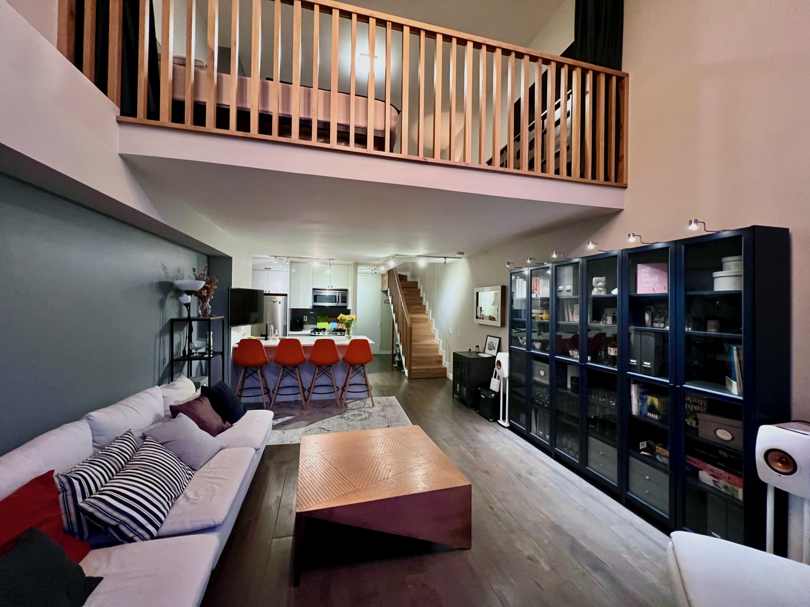 Bright duplex apartment