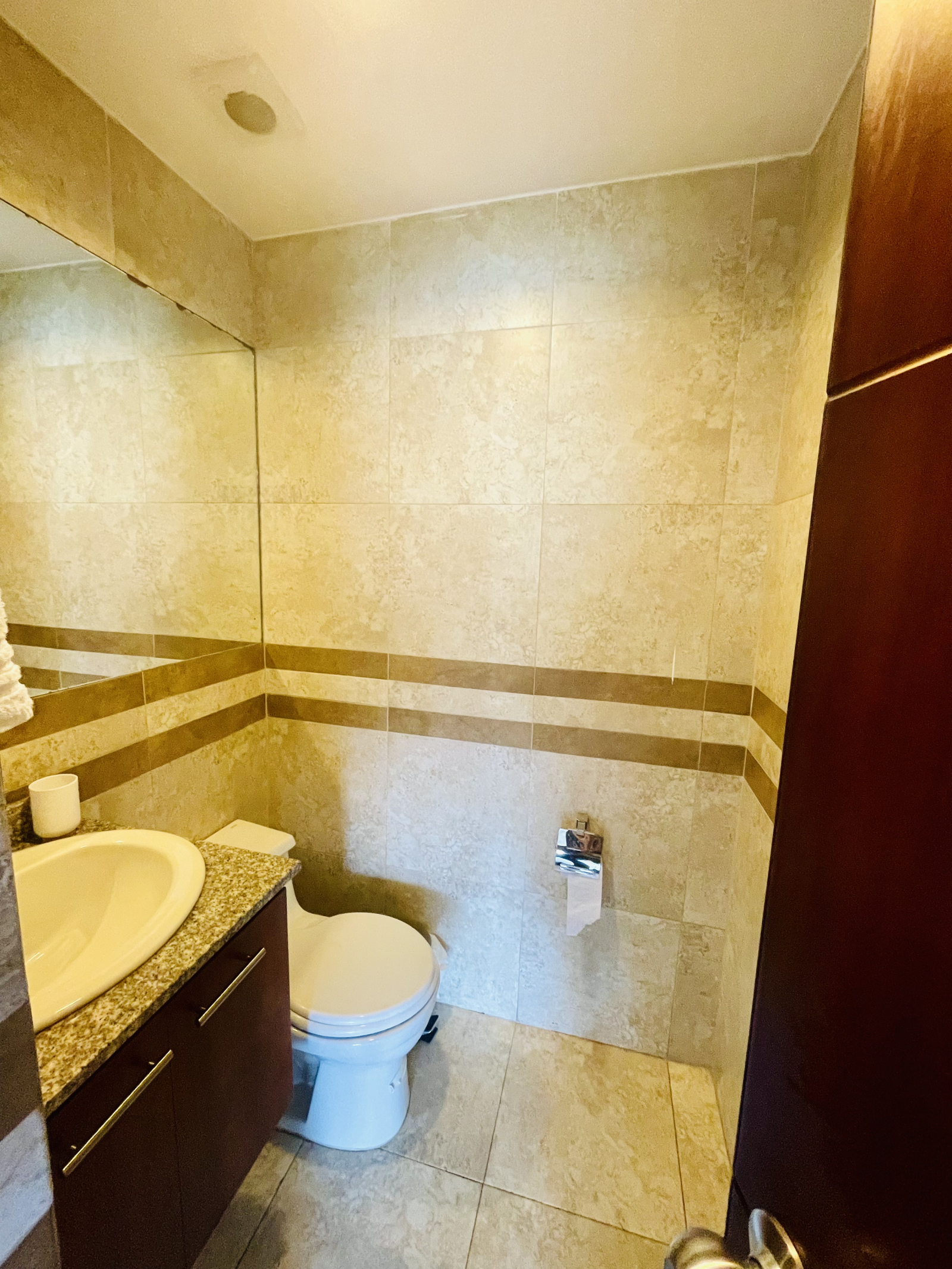 Riverfront cozy apartment with Panoramic Views in Puertas Del Sol