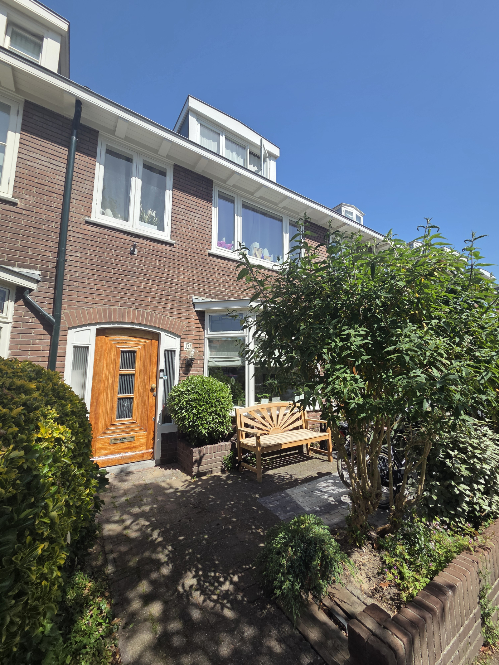 Modern & cosy family home in Haarlem, near Amsterdam and the beach!