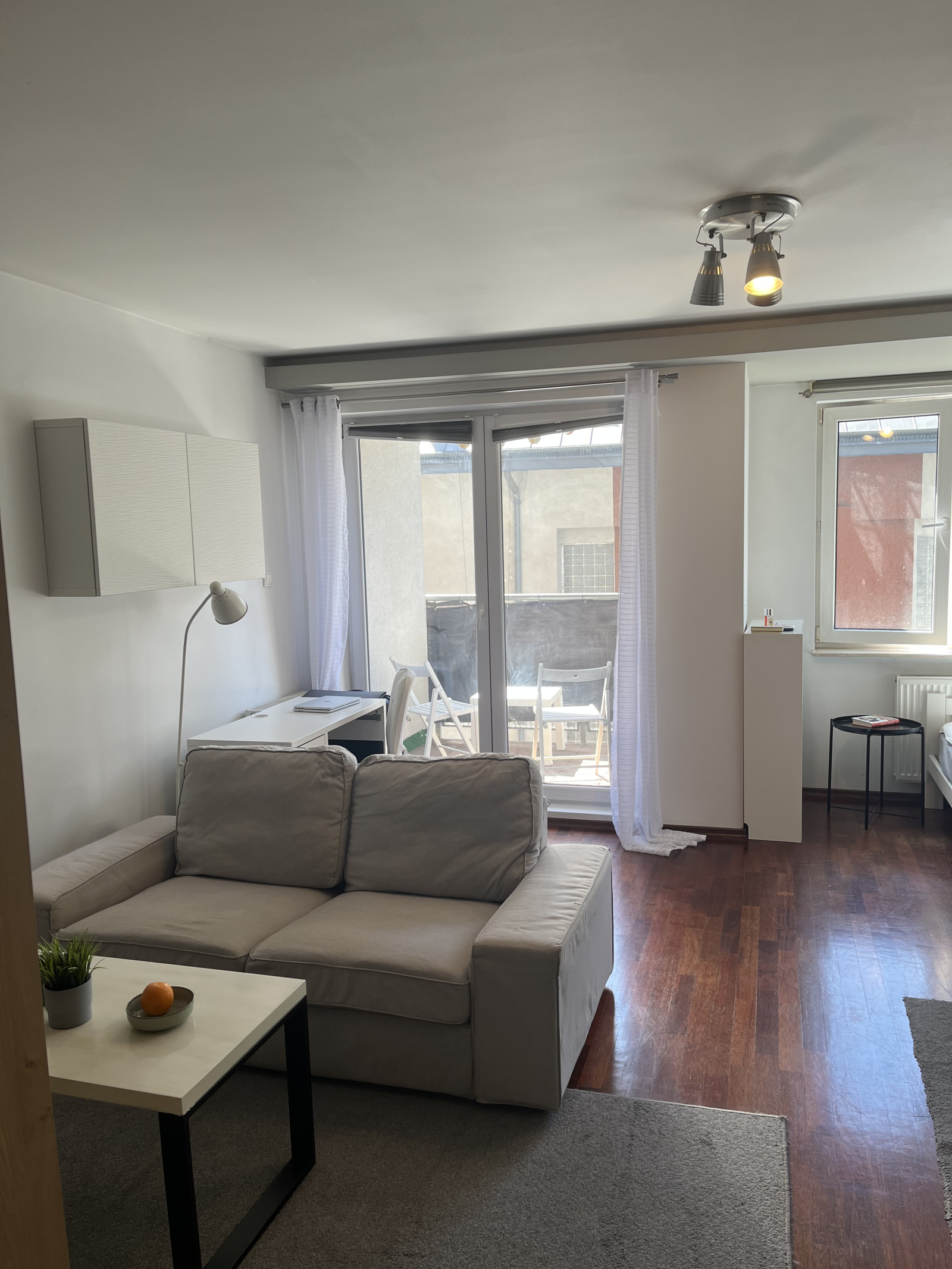 Cozy studio with balcony in peaceful Żoliborz, close to city center