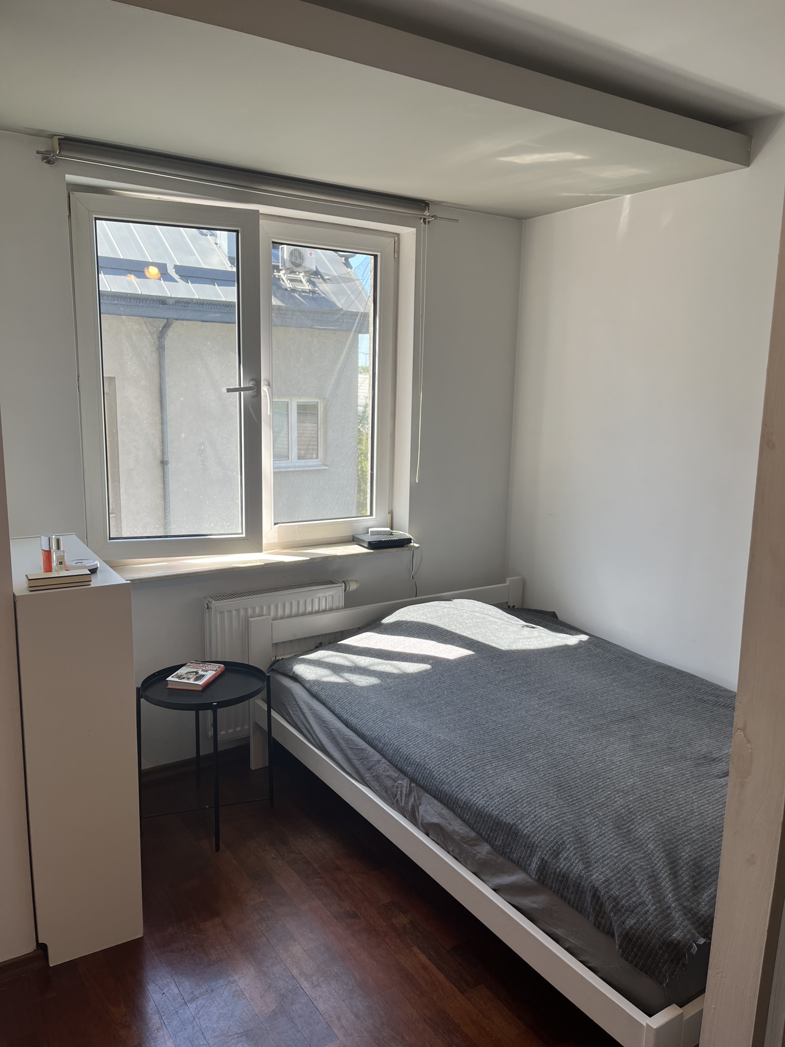 Cozy studio with balcony in peaceful Żoliborz, close to city center