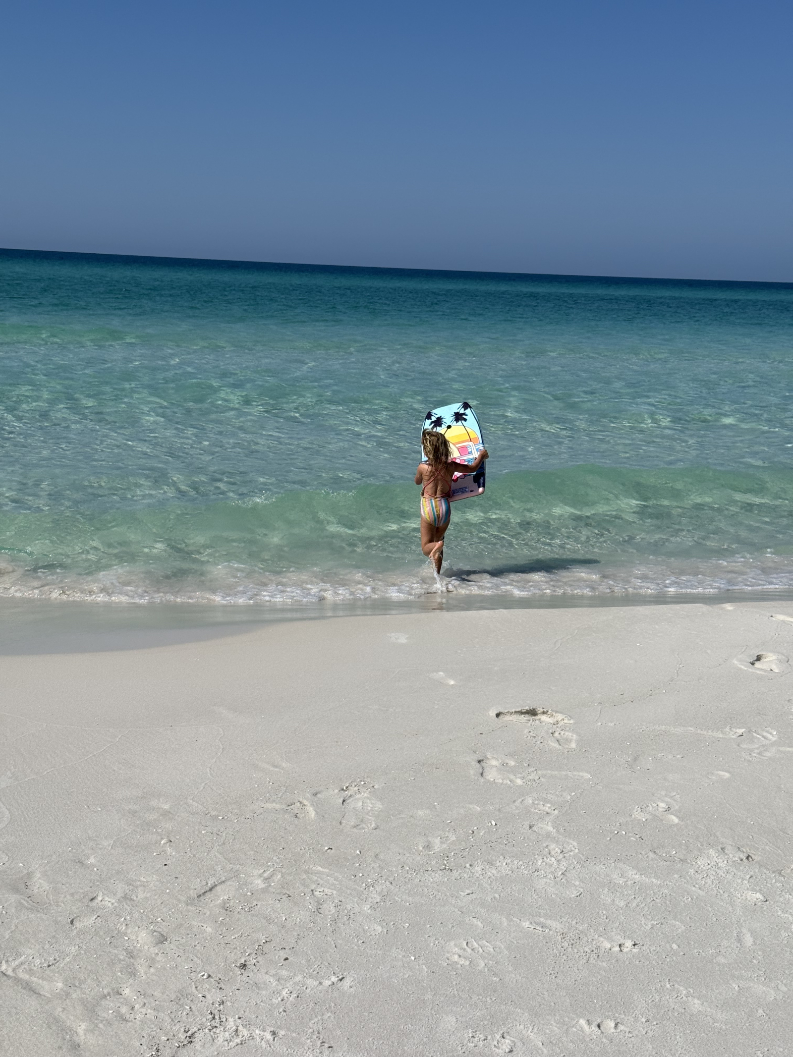 Beautiful family home walking distance to the emerald coast