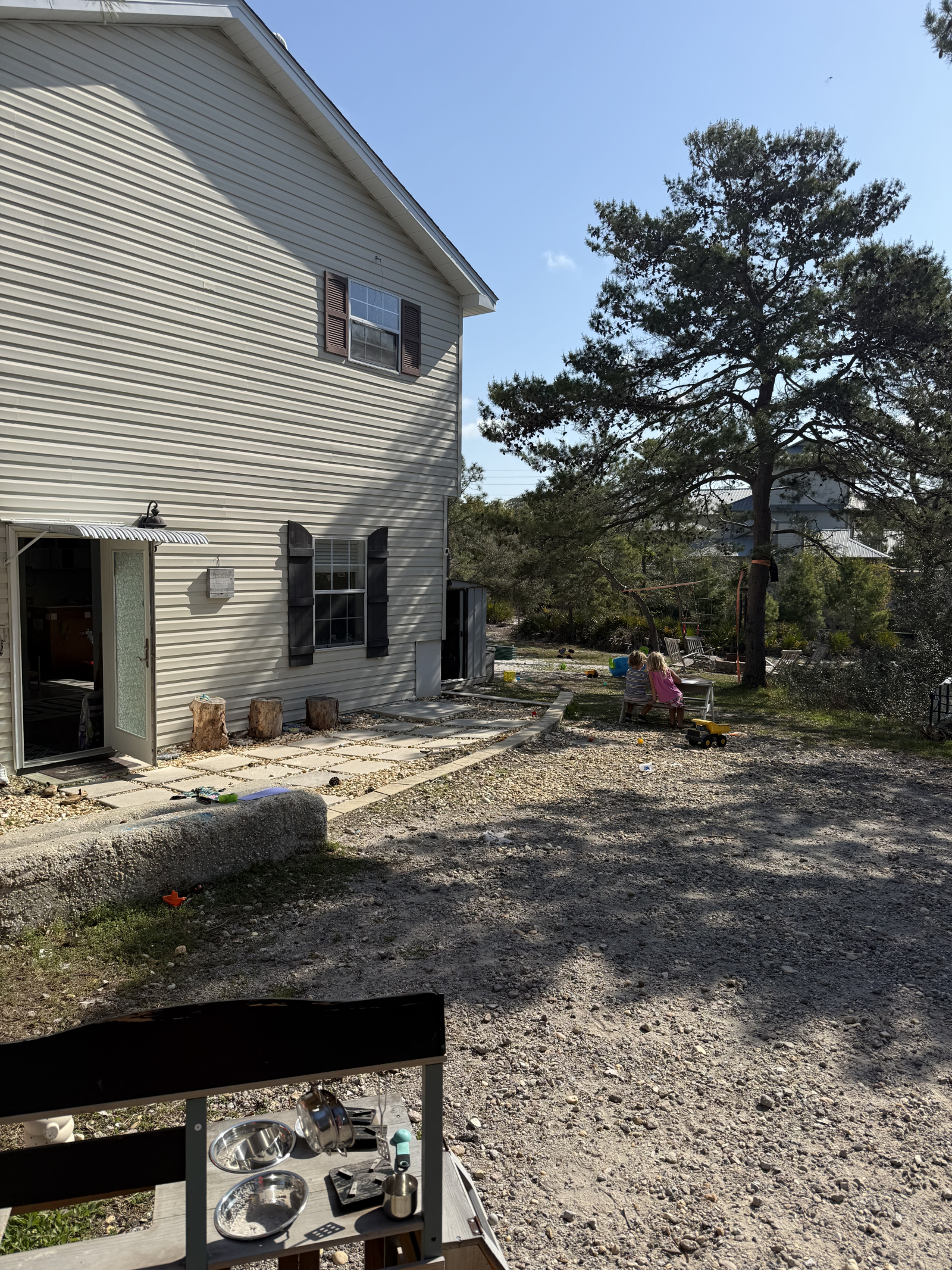 Beautiful family home walking distance to the emerald coast