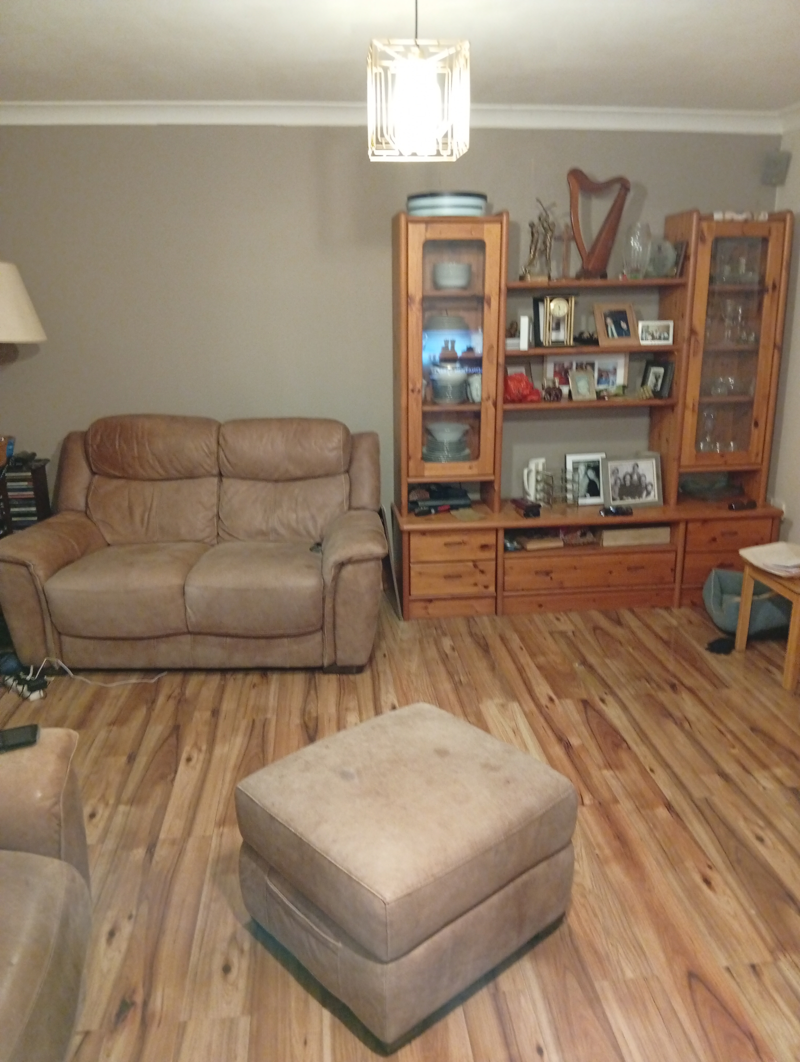 3 bedroom house in a great location near city centre and all amenities including beach and mountains