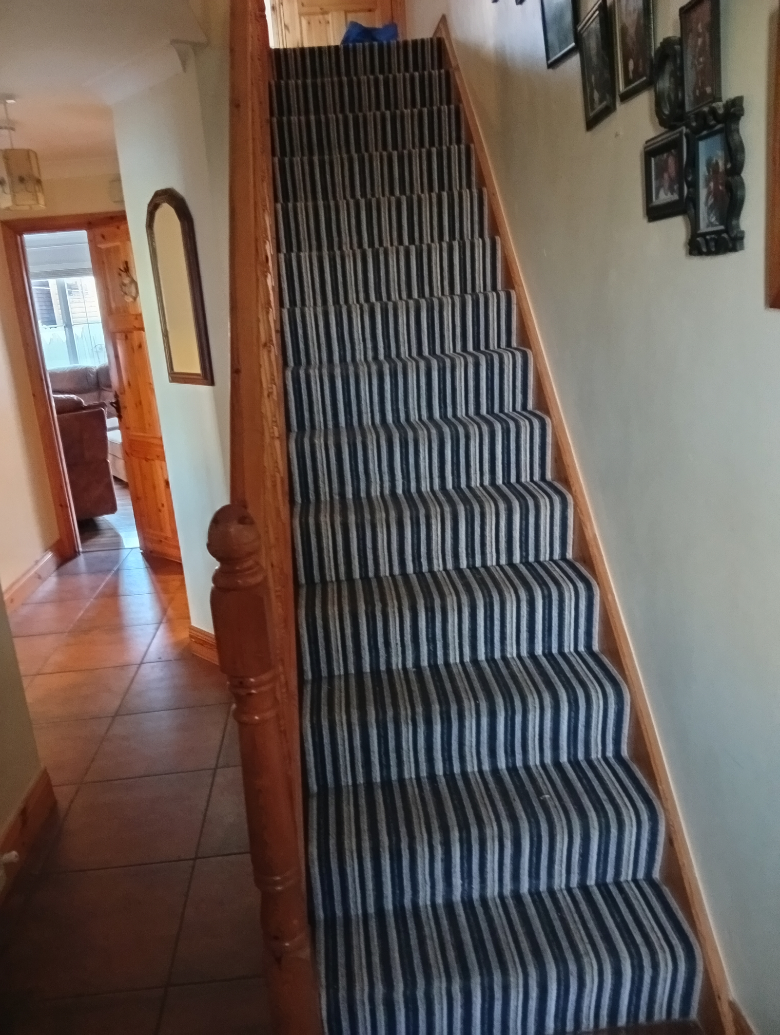 3 bedroom house in a great location near city centre and all amenities including beach and mountains