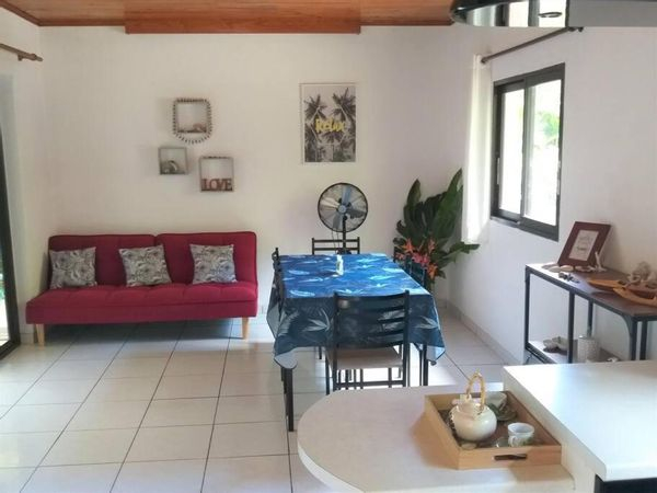 Unabhängiges Gästehaus mit Zugang zum Pool – Matatia Valley, Tahiti