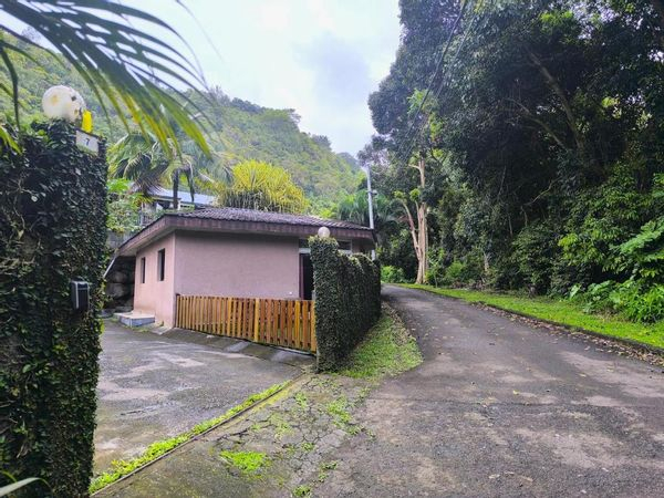 Unabhängiges Gästehaus mit Zugang zum Pool – Matatia Valley, Tahiti