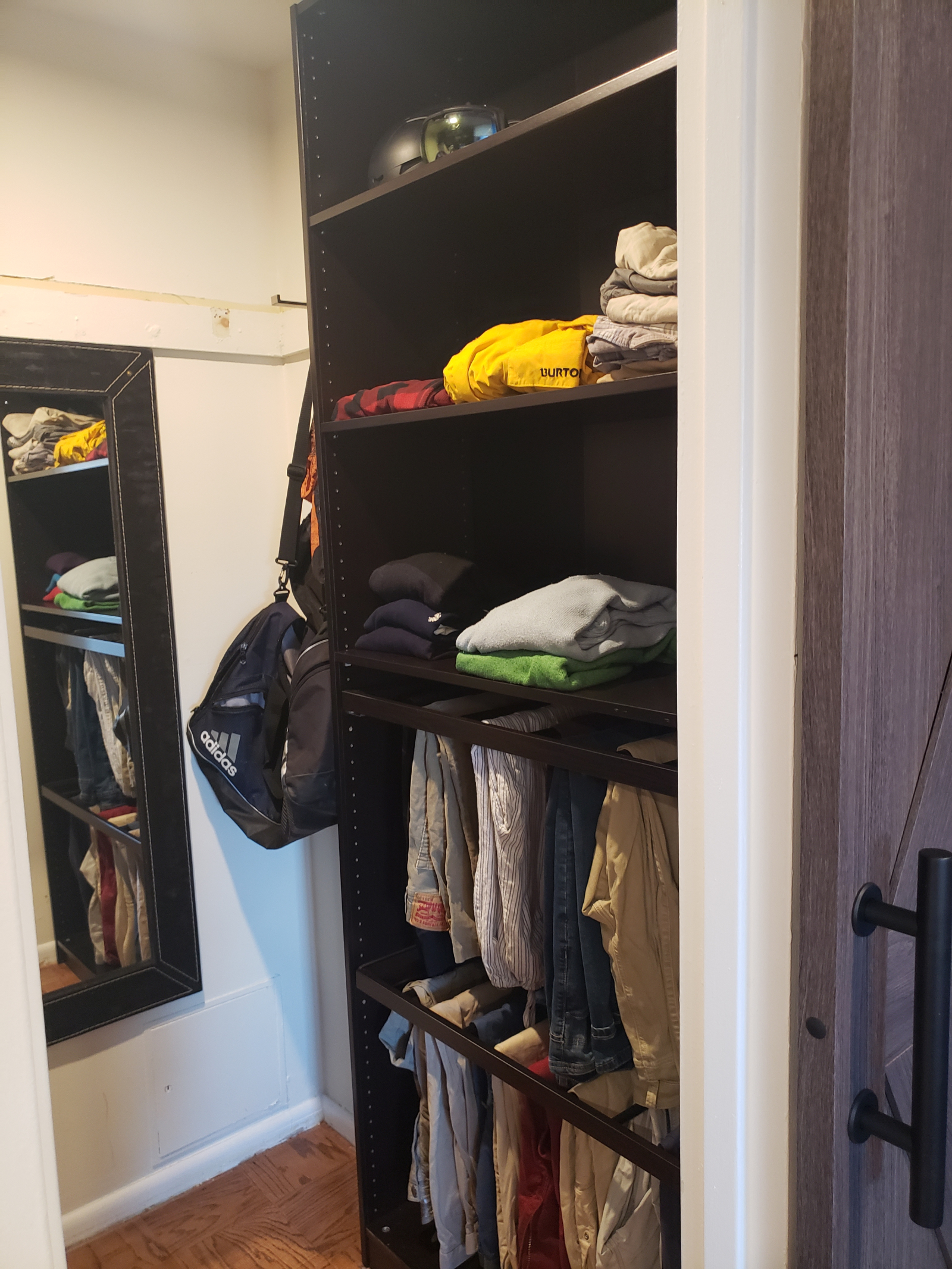 Apartamento de 1 quarto recém-reformado perto de DC, com piscina, a apenas 2 quarteirões da estação de metrô da linha vermelha