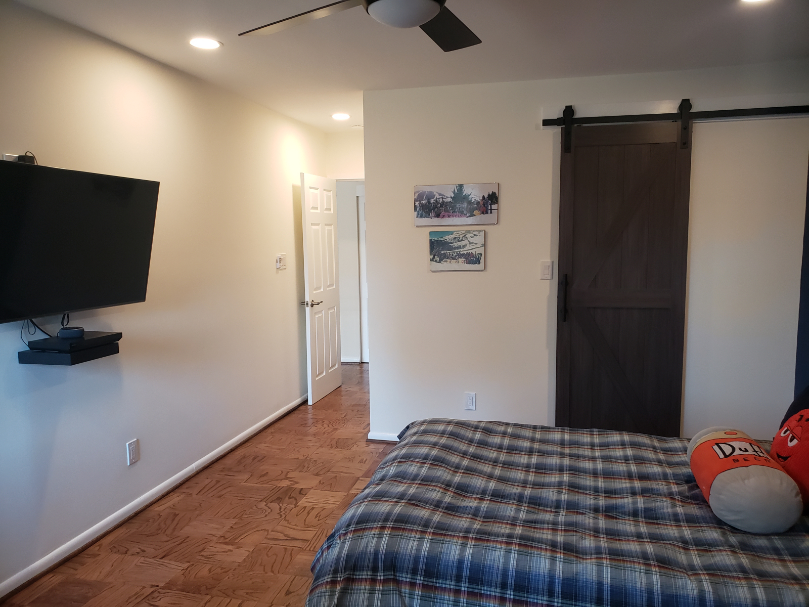 Apartamento de 1 quarto recém-reformado perto de DC, com piscina, a apenas 2 quarteirões da estação de metrô da linha vermelha