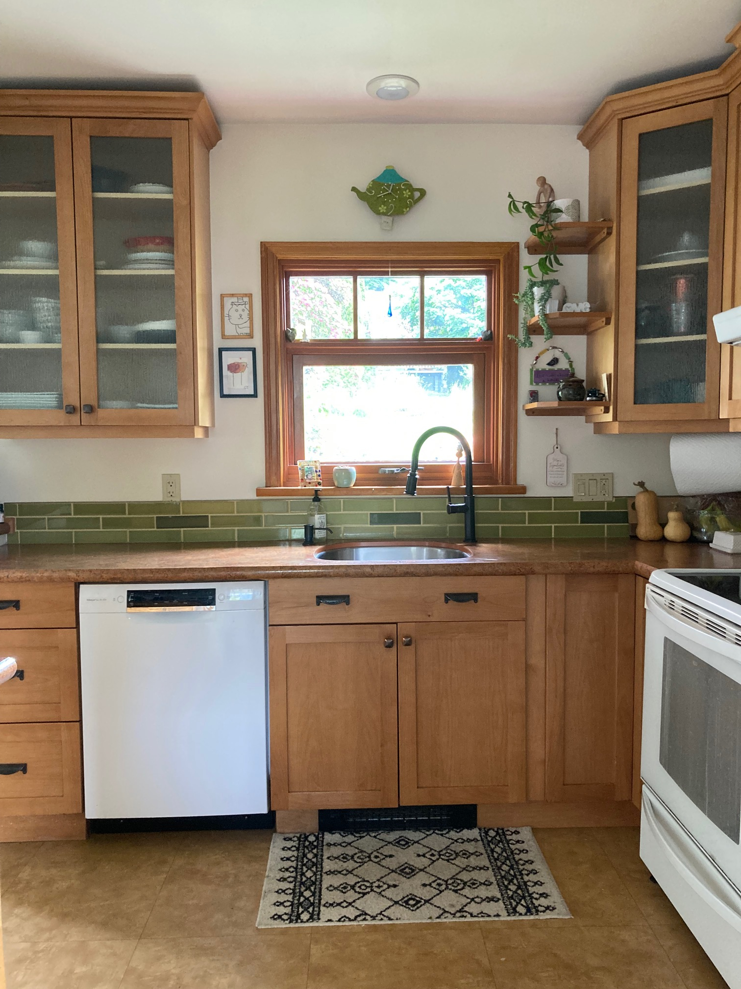 Charming character home within walking distance to the historic downtown Nelson