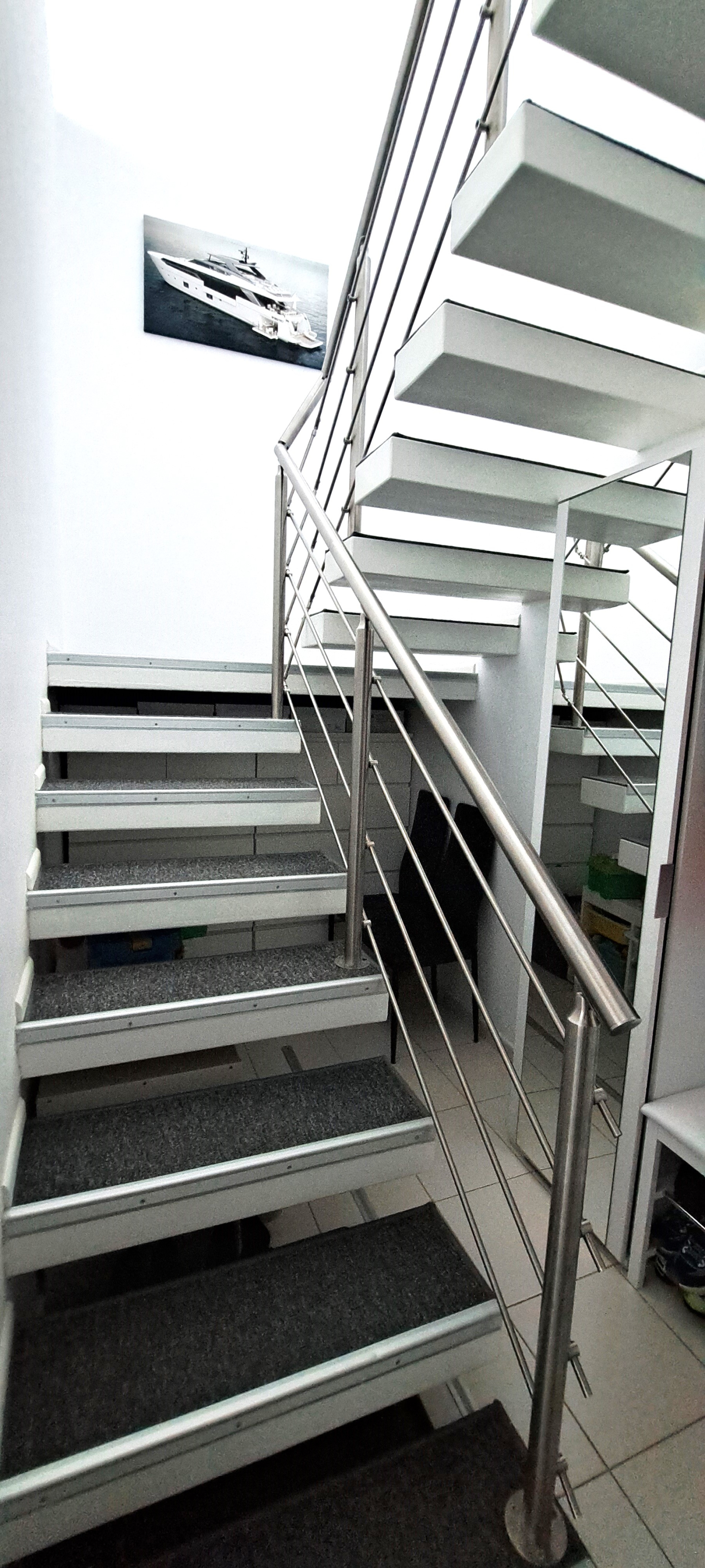 Alto no céu vistas deslumbrantes 2 duplex BDR na capital da Romênia