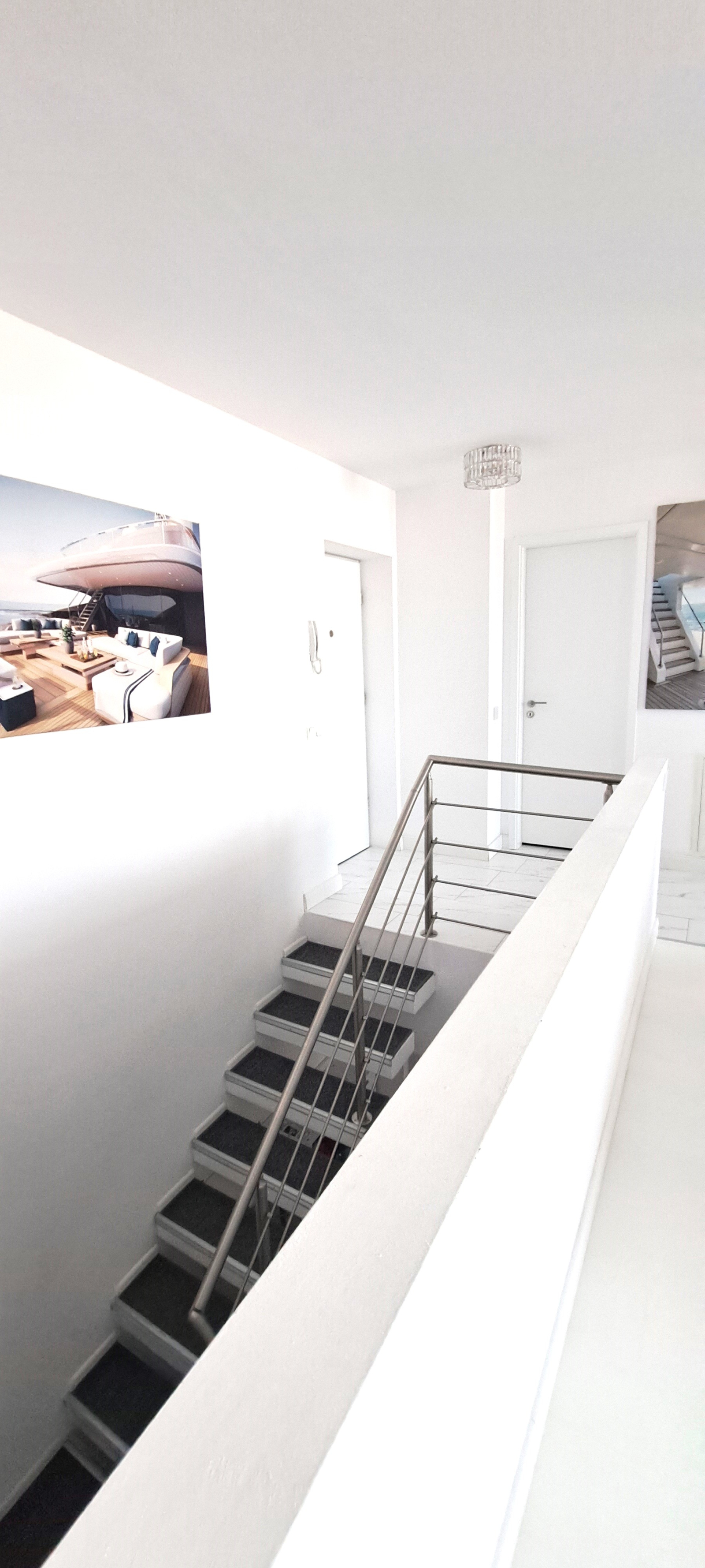 Alto no céu vistas deslumbrantes 2 duplex BDR na capital da Romênia