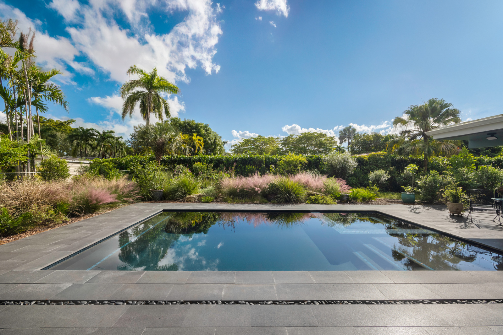 Pinecrest Tropical Home with pool