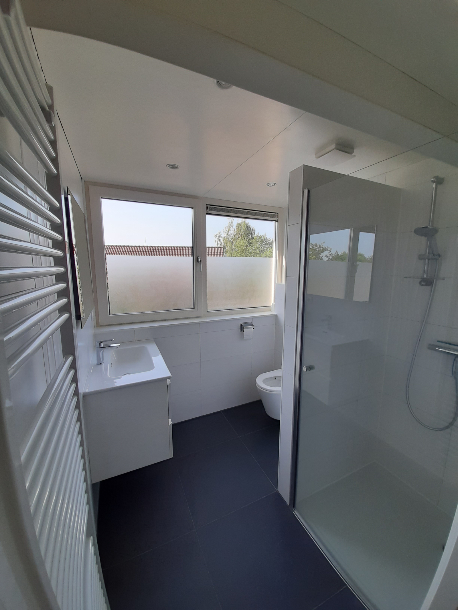 Bella casa con 2 camere da letto con un enorme giardino e vista sul mulino a vento olandese