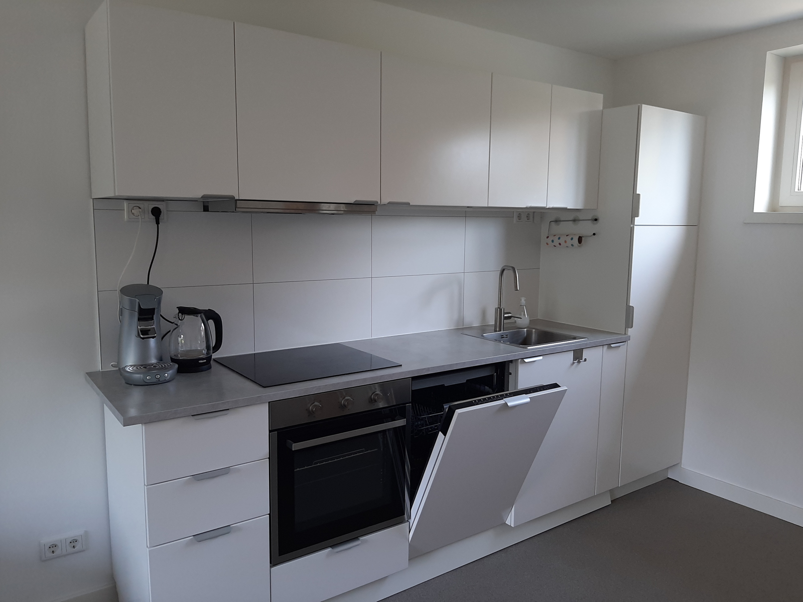 Bella casa con 2 camere da letto con un enorme giardino e vista sul mulino a vento olandese