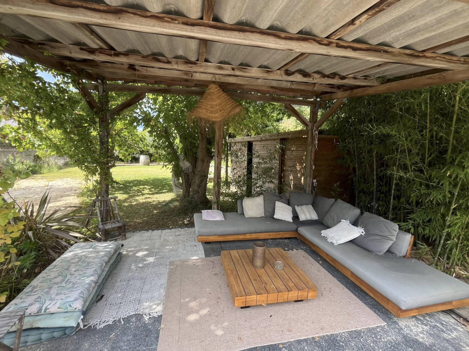 Villa in the South of France - Between vineyards and beaches