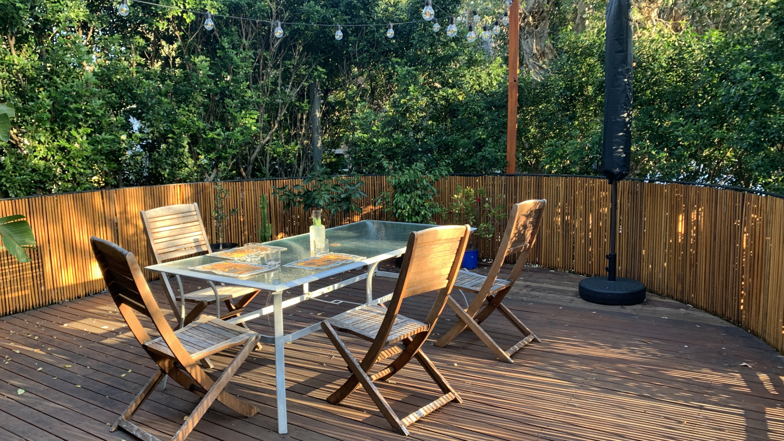 Innenstadt-Oase mit sonniger Gartenterrasse
