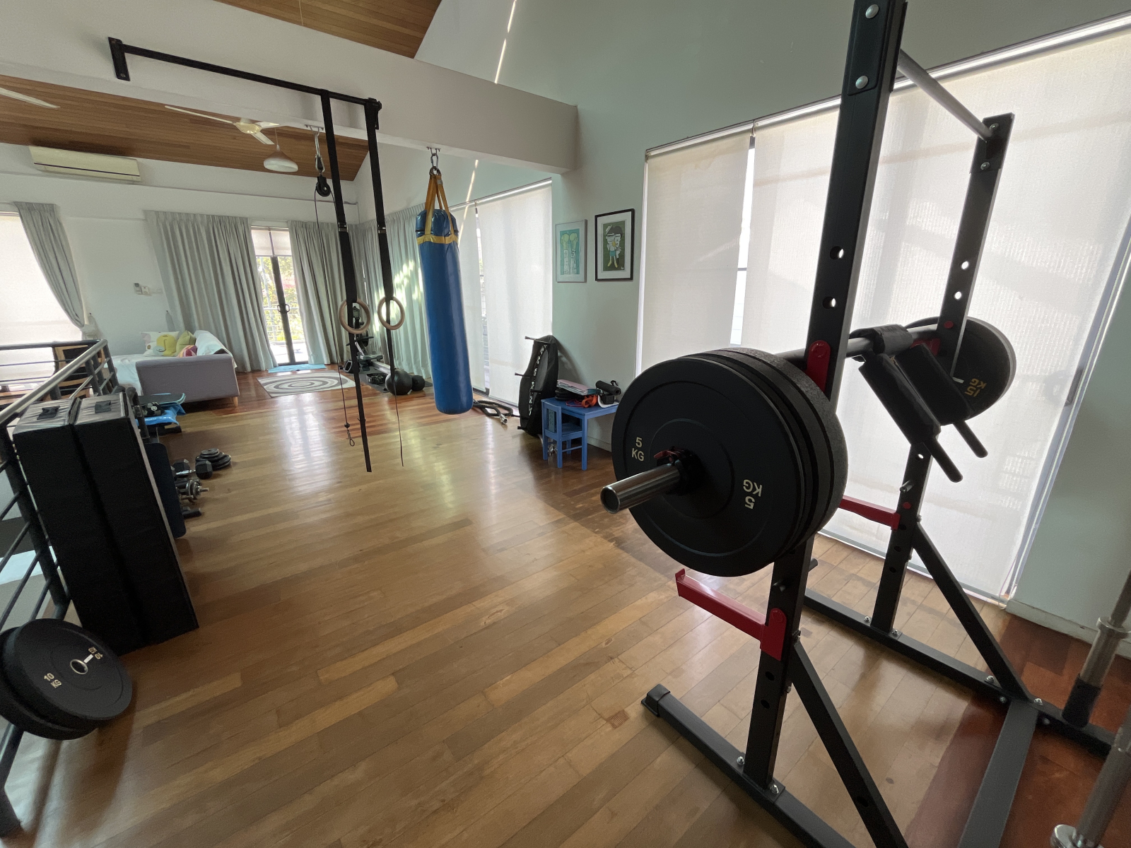 Spacious 3 story semi detached near KL