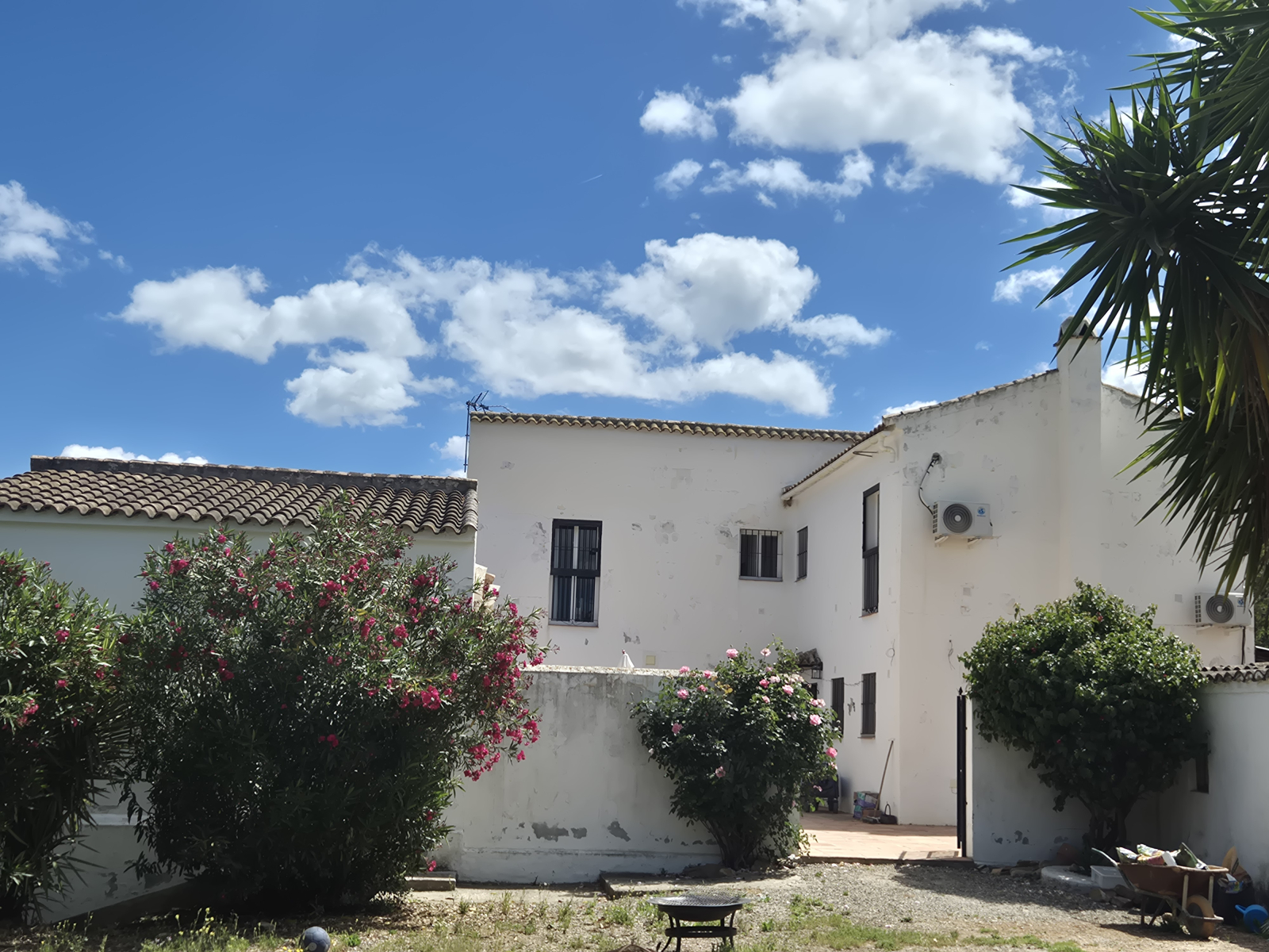 Charming Andalusian Casita with Pool Near Málaga, Caminito del Rey & the Costa del Sol