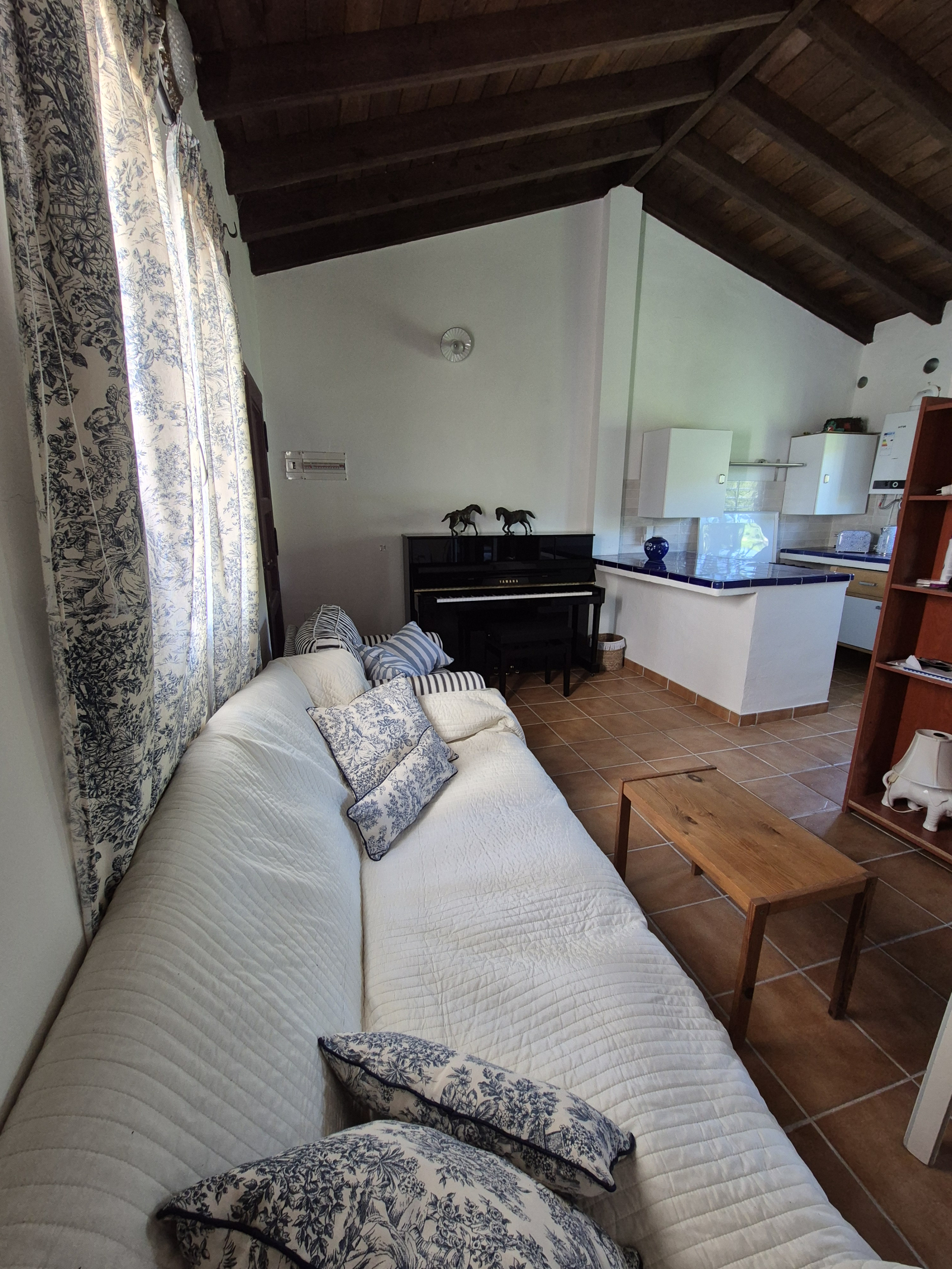Charming Andalusian Casita with Pool Near Málaga, Caminito del Rey & the Costa del Sol