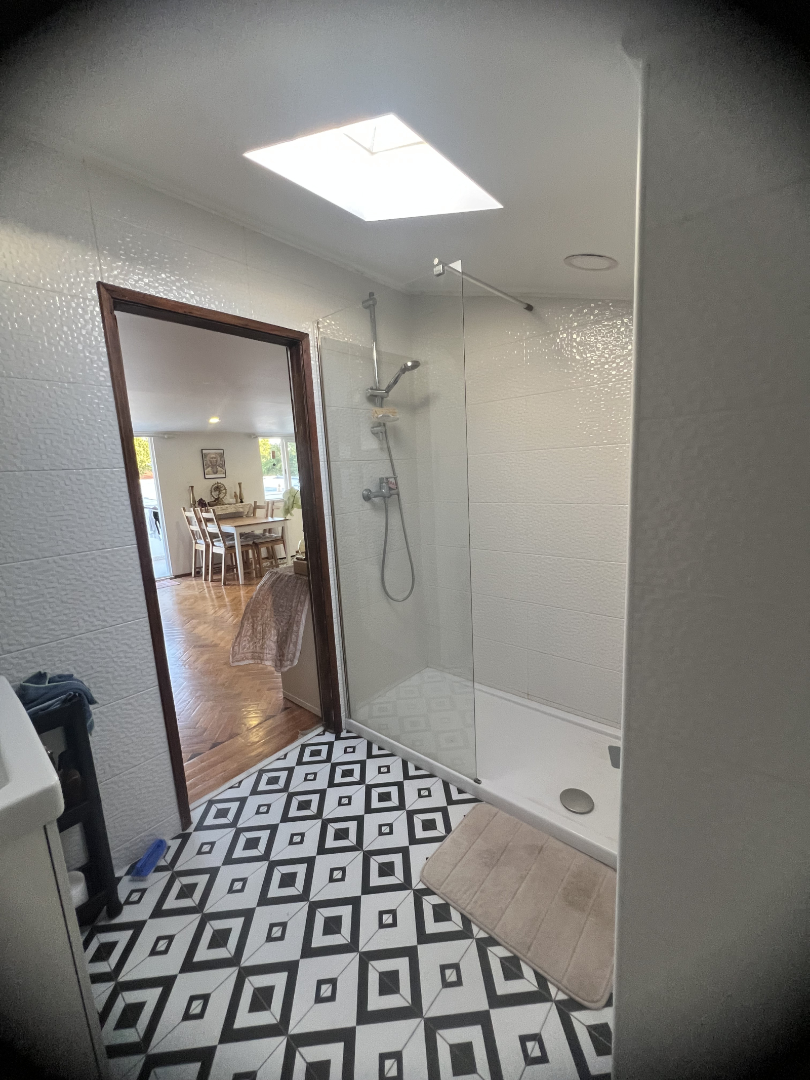 Encantador apartamento iluminado en Cascais con patio en el jardín del cielo