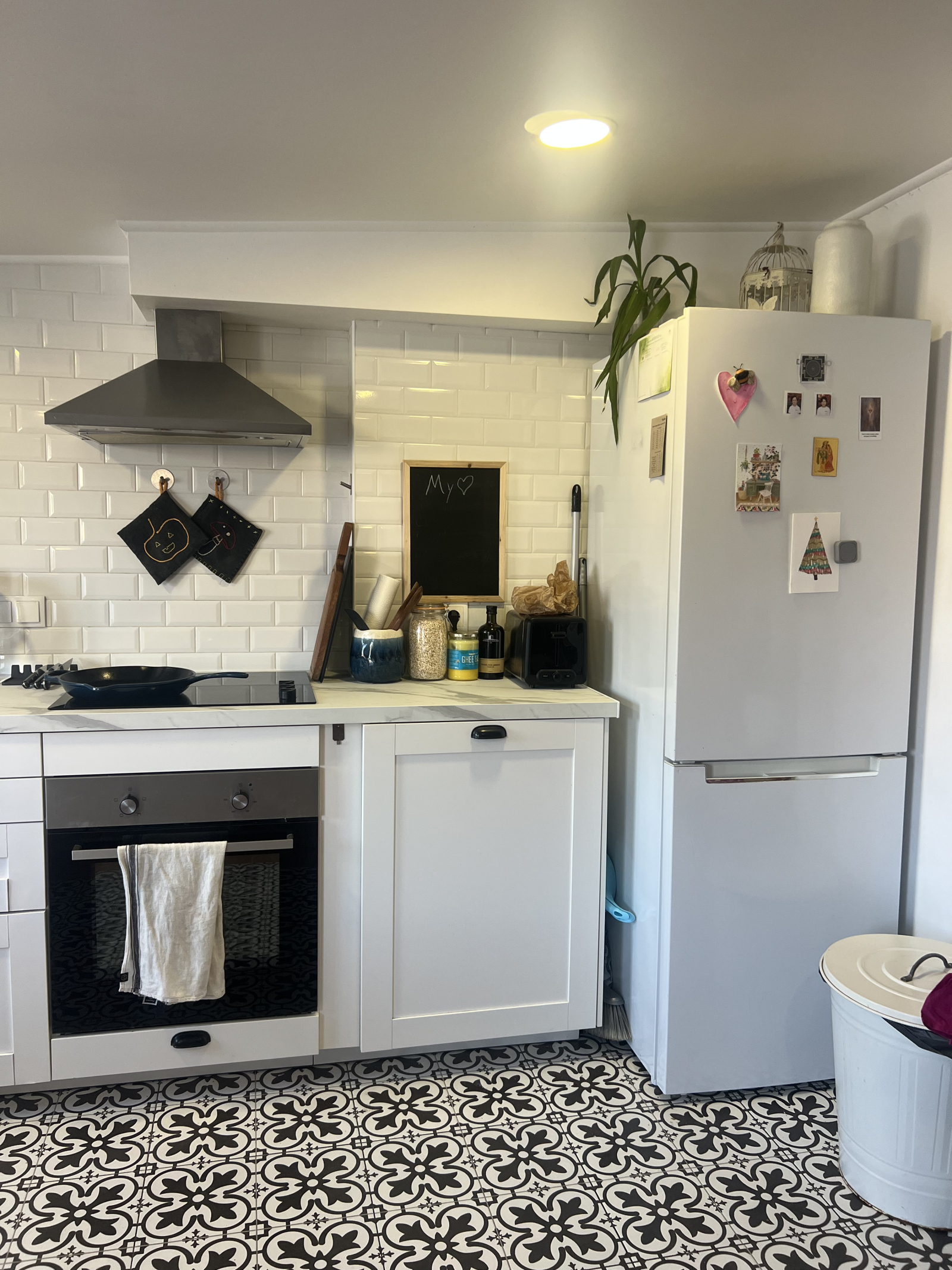 Encantador apartamento iluminado en Cascais con patio en el jardín del cielo