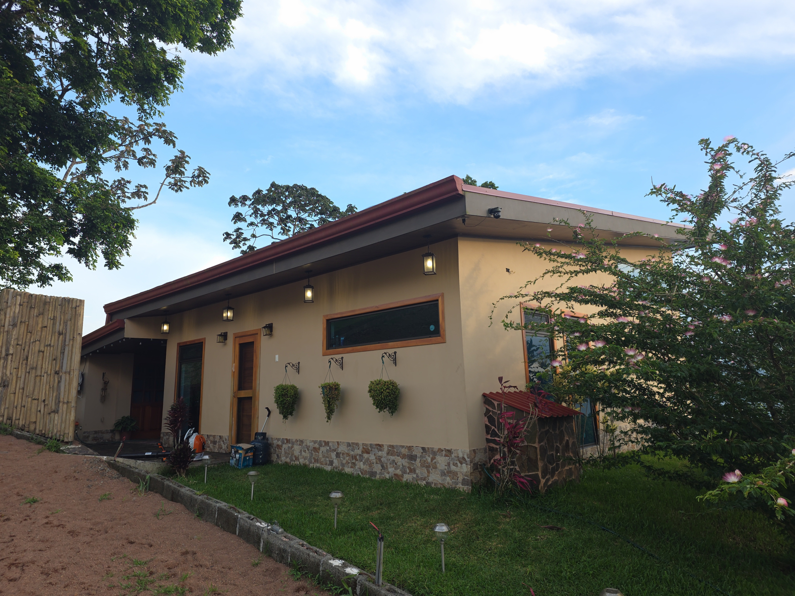 bird watching paradise, centrally located, million dollar lake, jungle and mountain views.