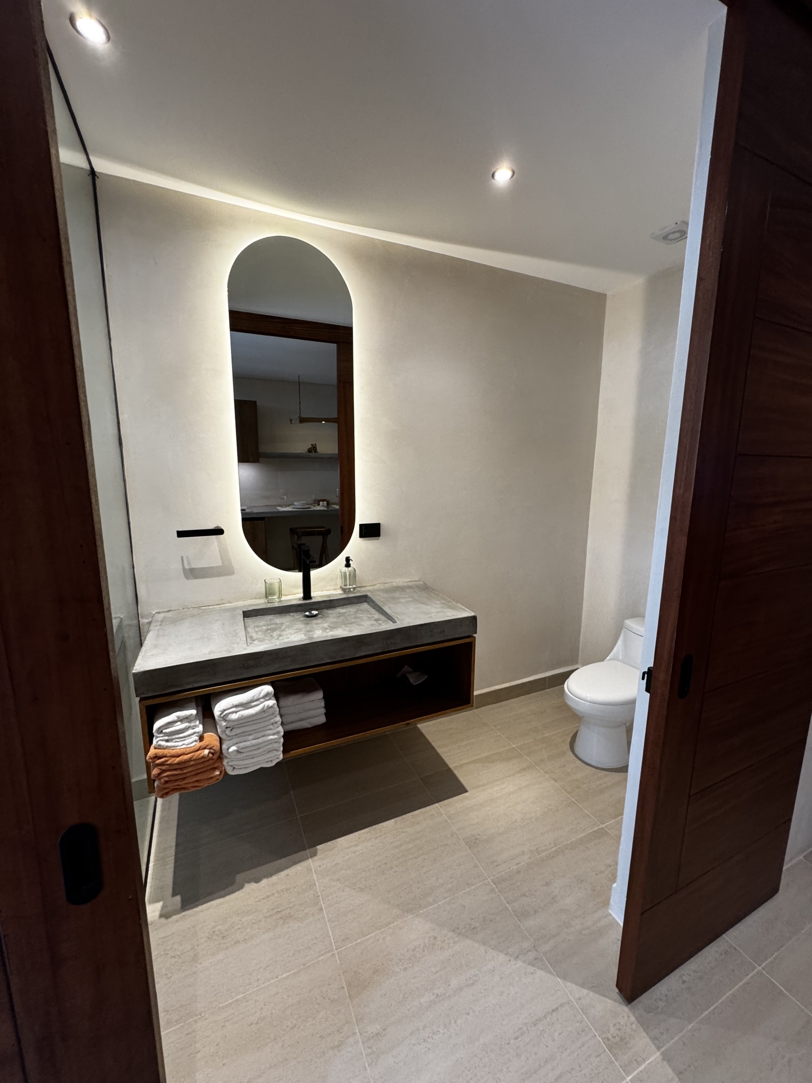 Welcome to my brand-new, fully furnished condo-hotel apartment in Tulum.
