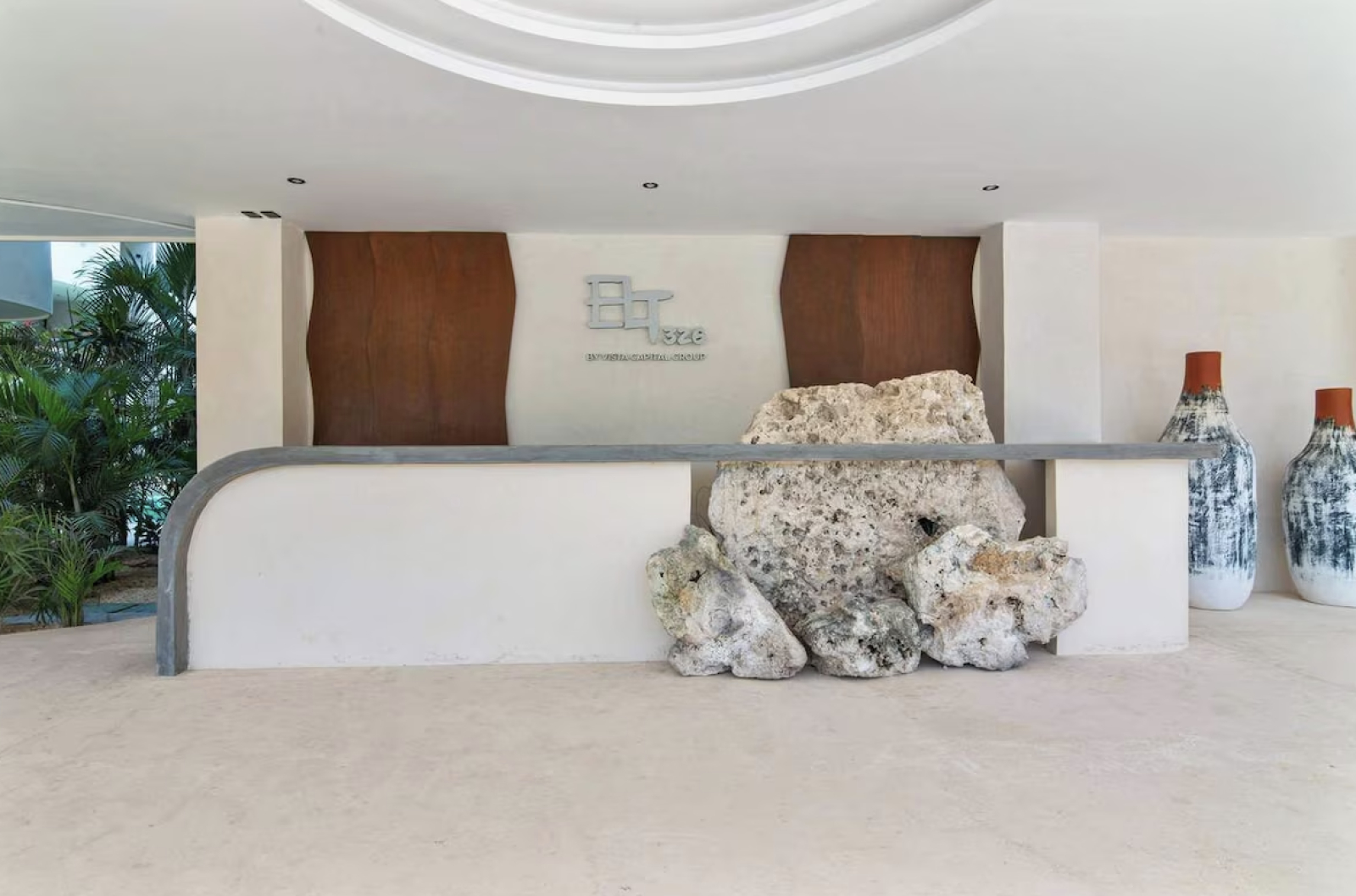 Welcome to my brand-new, fully furnished condo-hotel apartment in Tulum.
