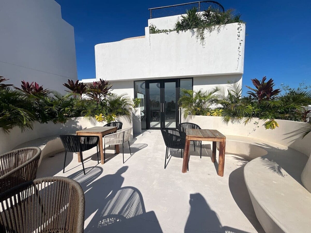 Welcome to my brand-new, fully furnished condo-hotel apartment in Tulum.