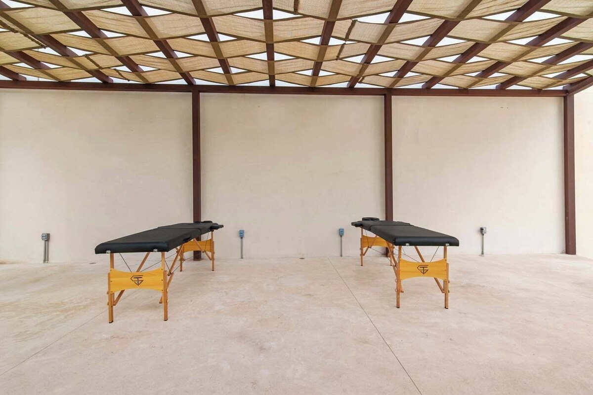 Welcome to my brand-new, fully furnished condo-hotel apartment in Tulum.