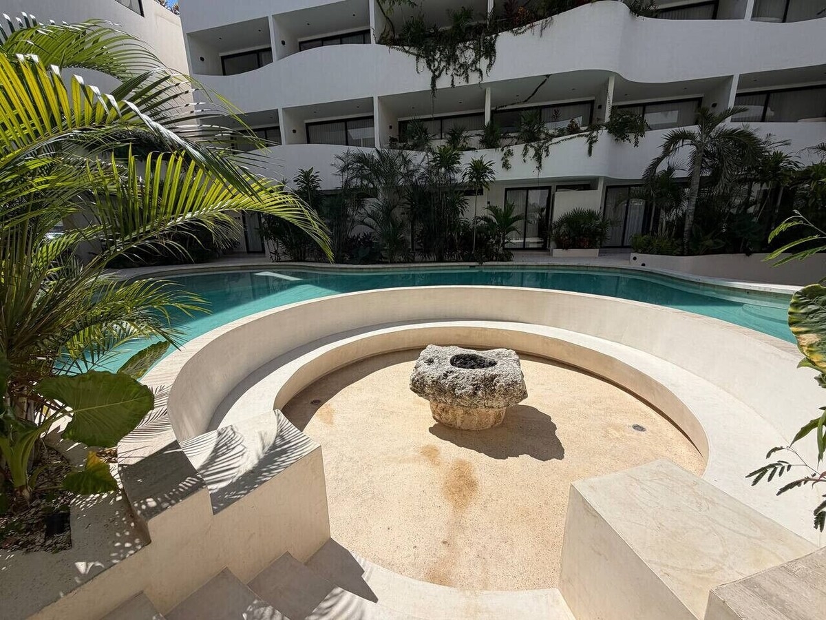 Welcome to my brand-new, fully furnished condo-hotel apartment in Tulum.