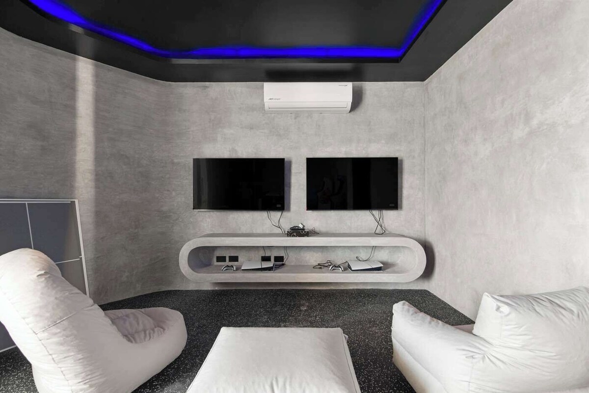 Welcome to my brand-new, fully furnished condo-hotel apartment in Tulum.