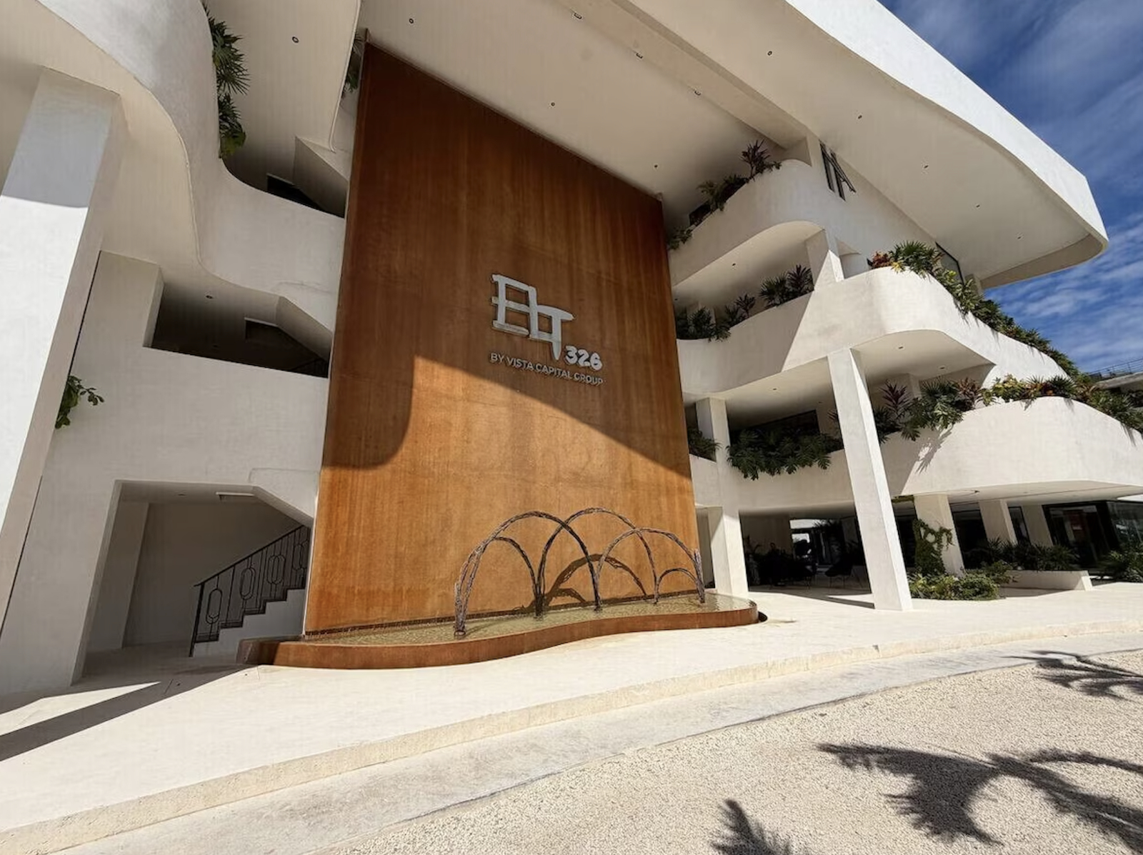 Welcome to my brand-new, fully furnished condo-hotel apartment in Tulum.