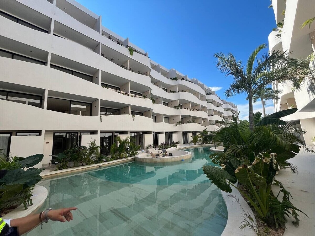 Welcome to my brand-new, fully furnished condo-hotel apartment in Tulum.