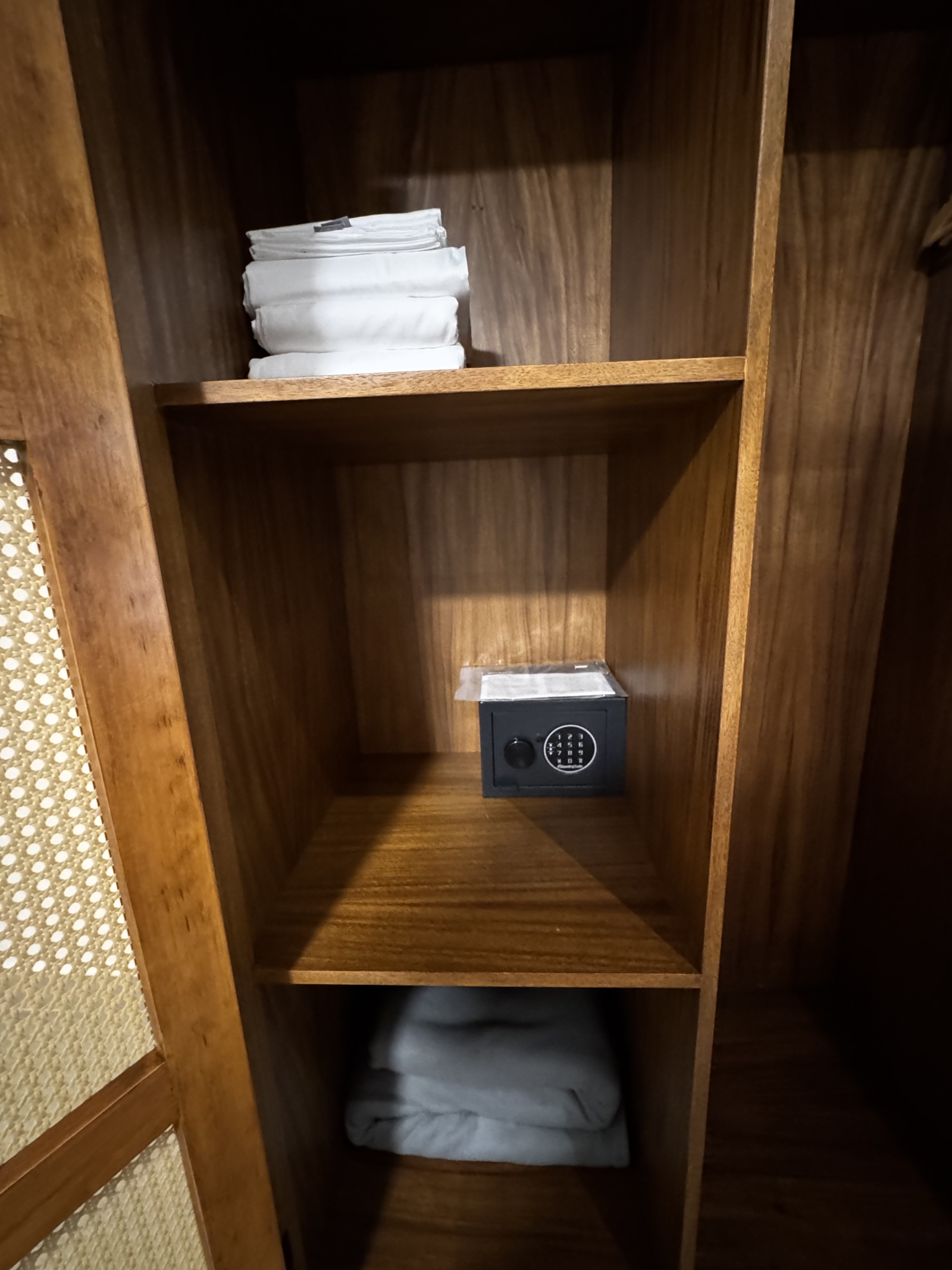 Welcome to my brand-new, fully furnished condo-hotel apartment in Tulum.