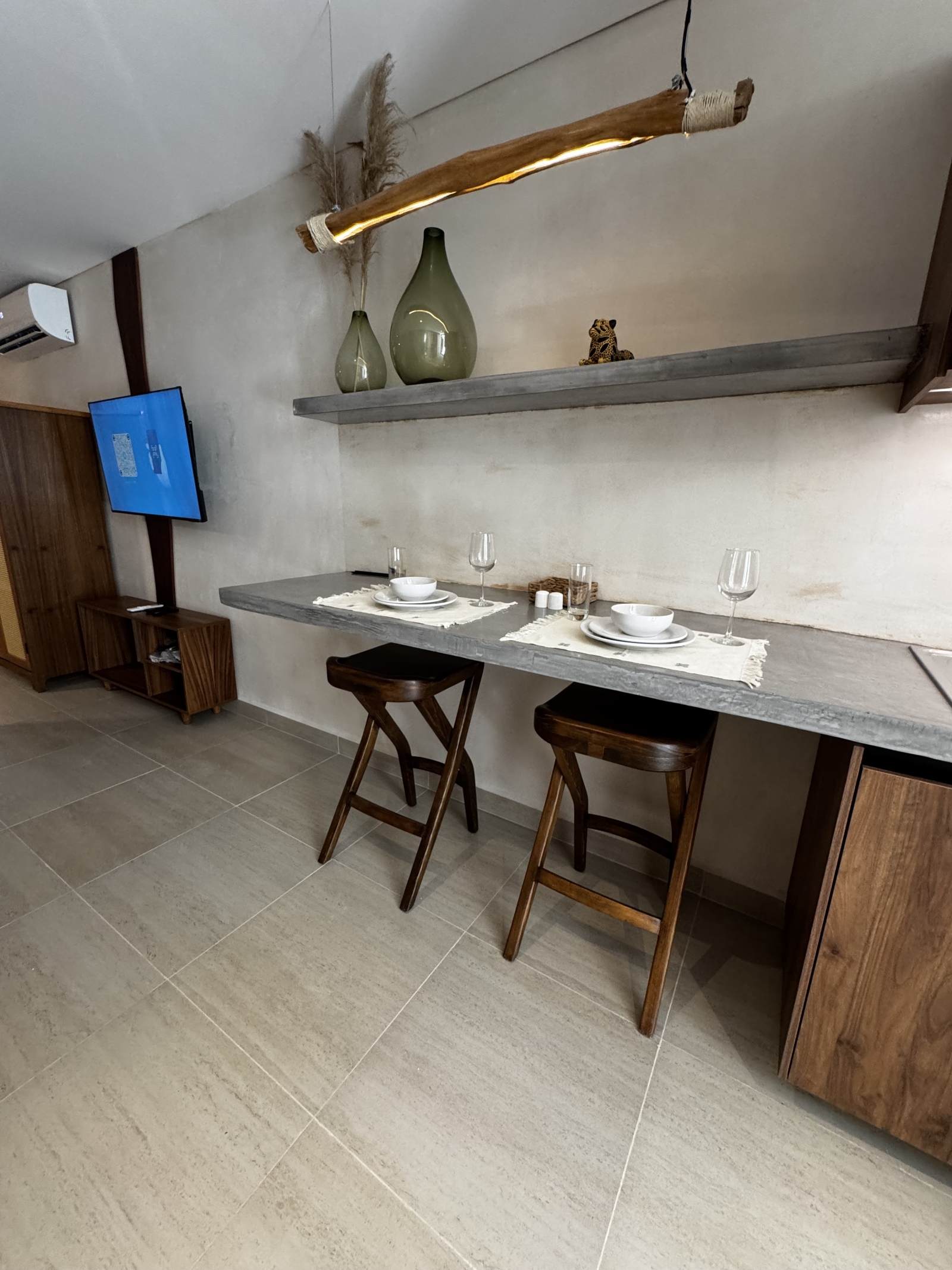 Welcome to my brand-new, fully furnished condo-hotel apartment in Tulum.