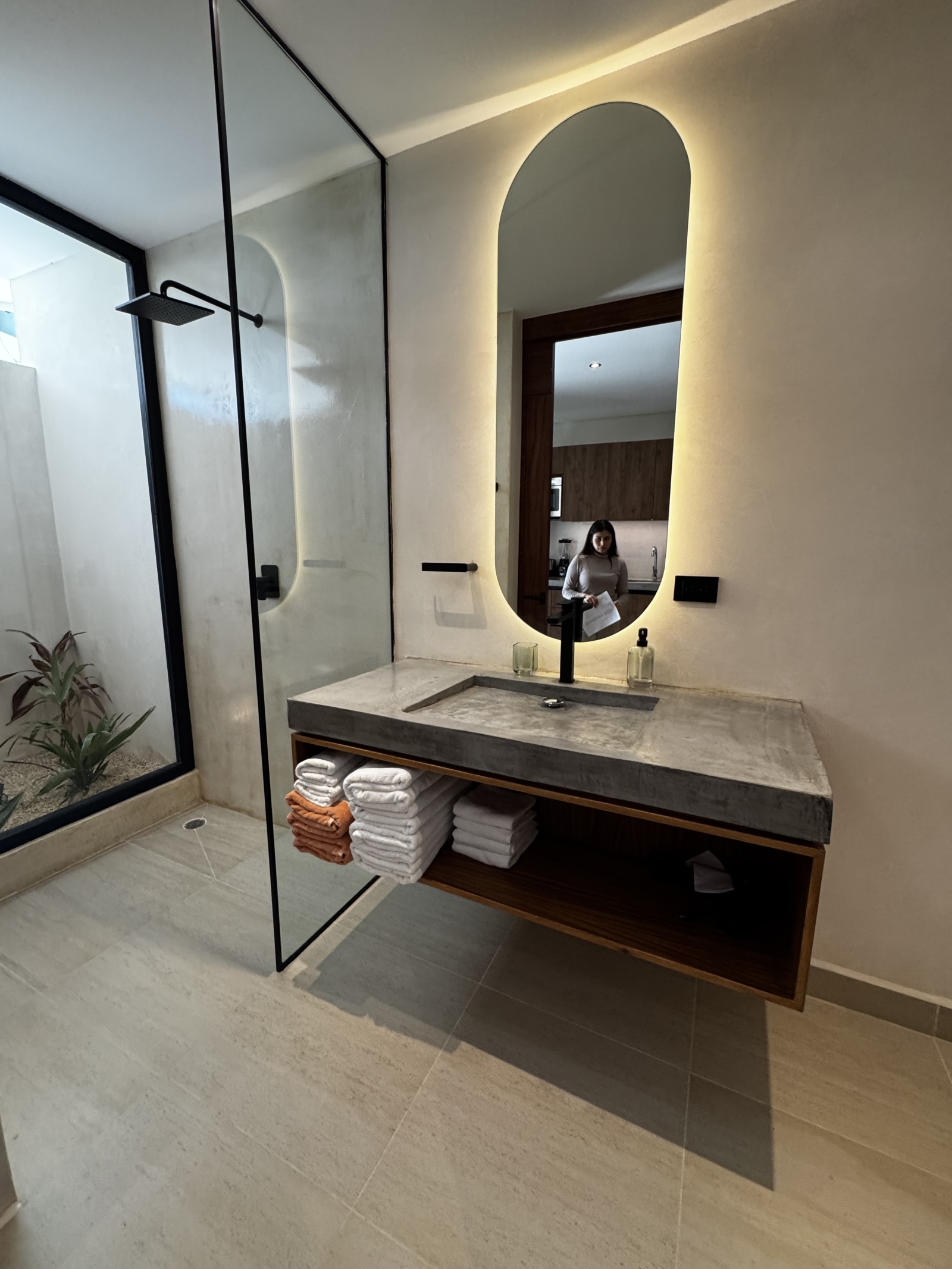 Welcome to my brand-new, fully furnished condo-hotel apartment in Tulum.