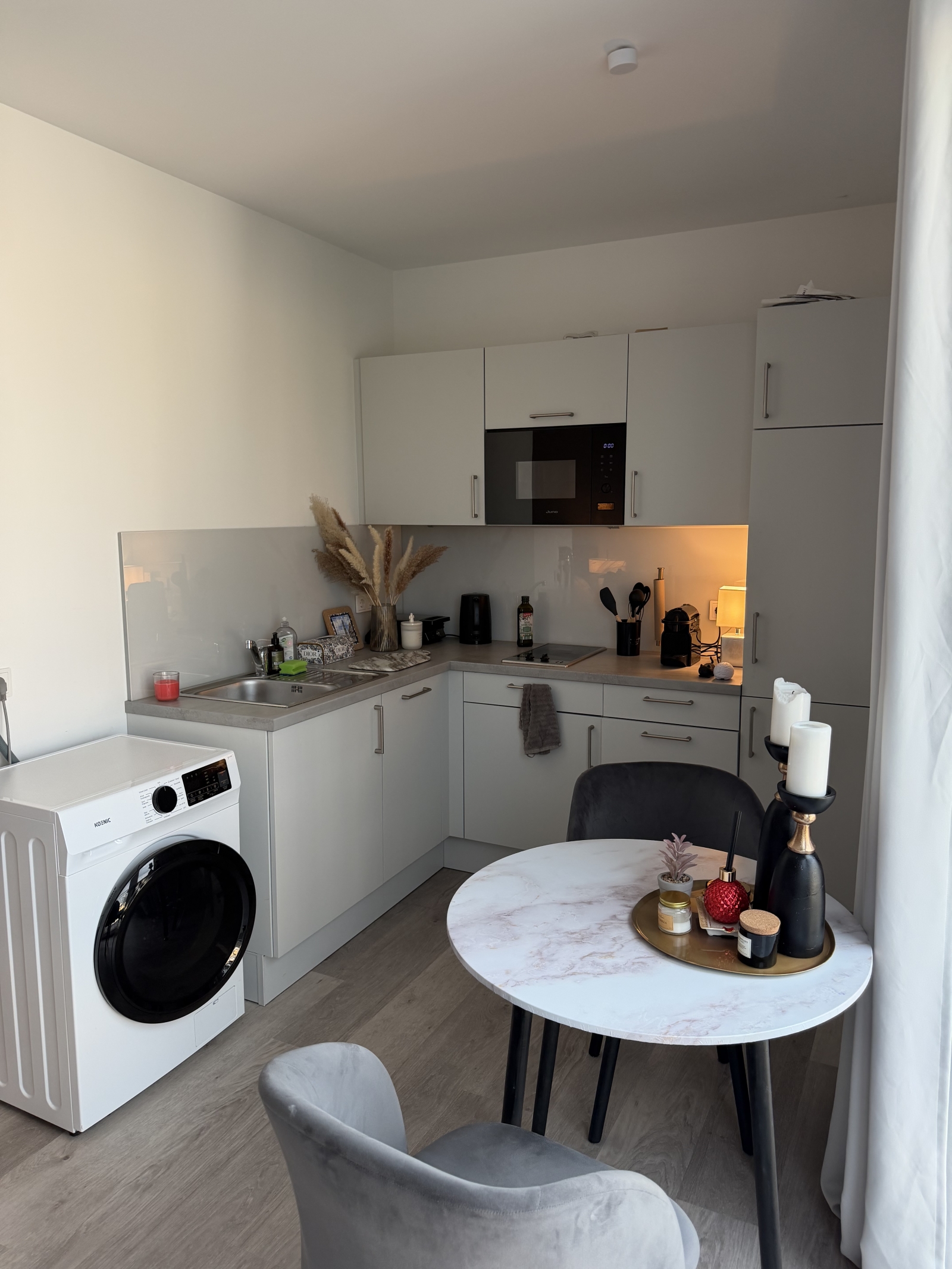 Gezellig atelier met balkon in het groene Berlin-Pankow