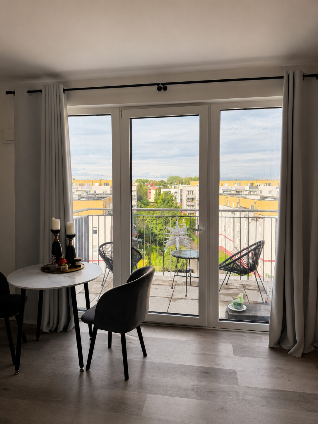 Gezellig atelier met balkon in het groene Berlin-Pankow