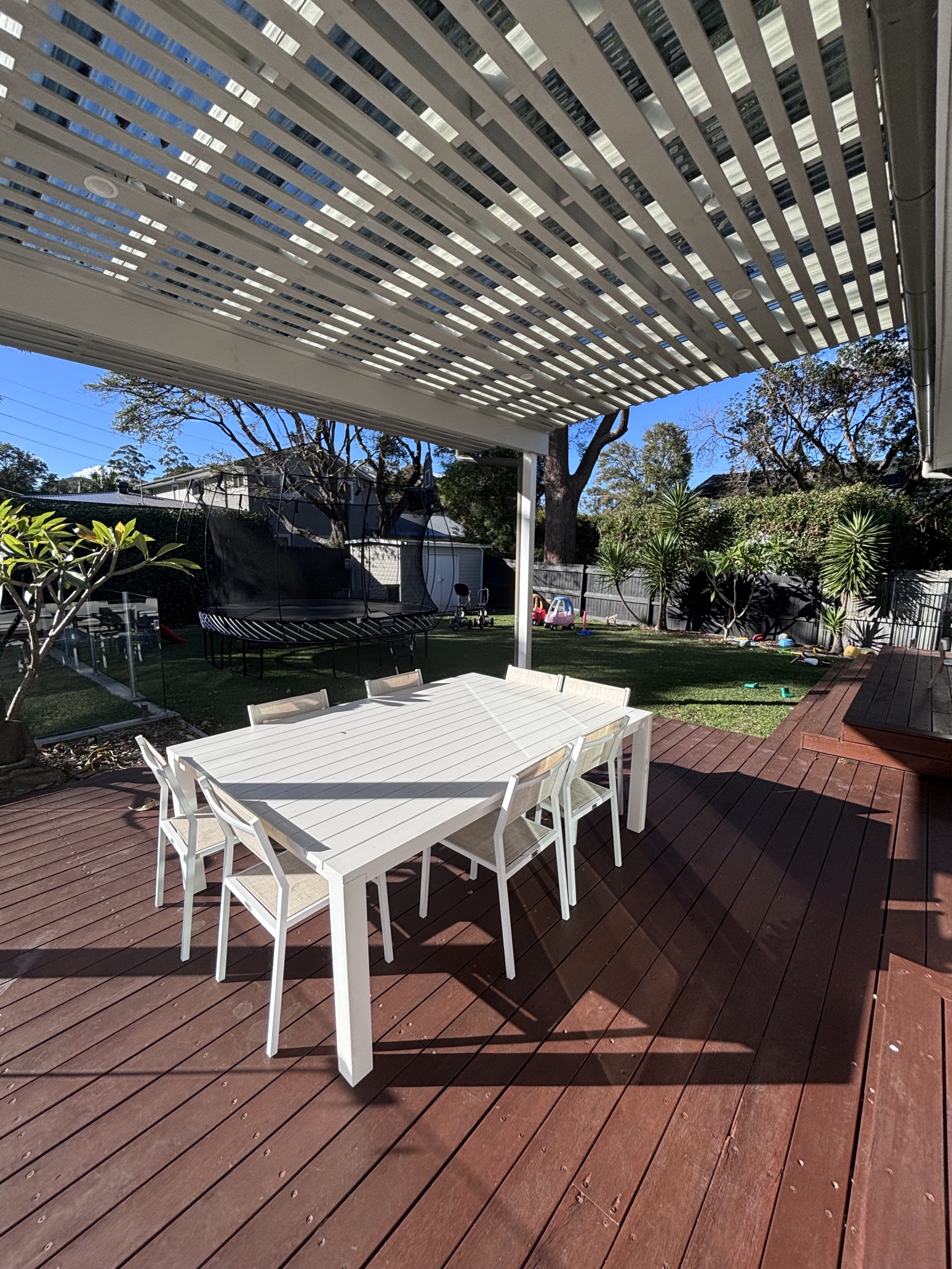 Northern Beaches Family Home - Bush, Beaches & Lagoon on Sydney's Doorstep