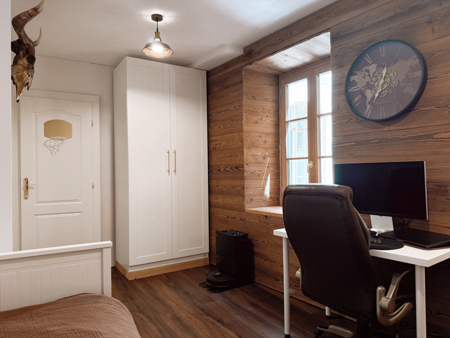 Renovated Alpine home surrounded by mountains in the UNESCO old town of Briançon.